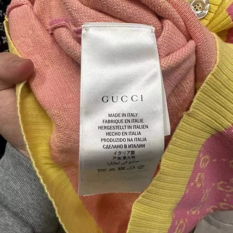 Gucci Gucci Yellow pink old flower gg full print cardigan swester Size US XS / EU 42 / 0 - 4 Thumbnail