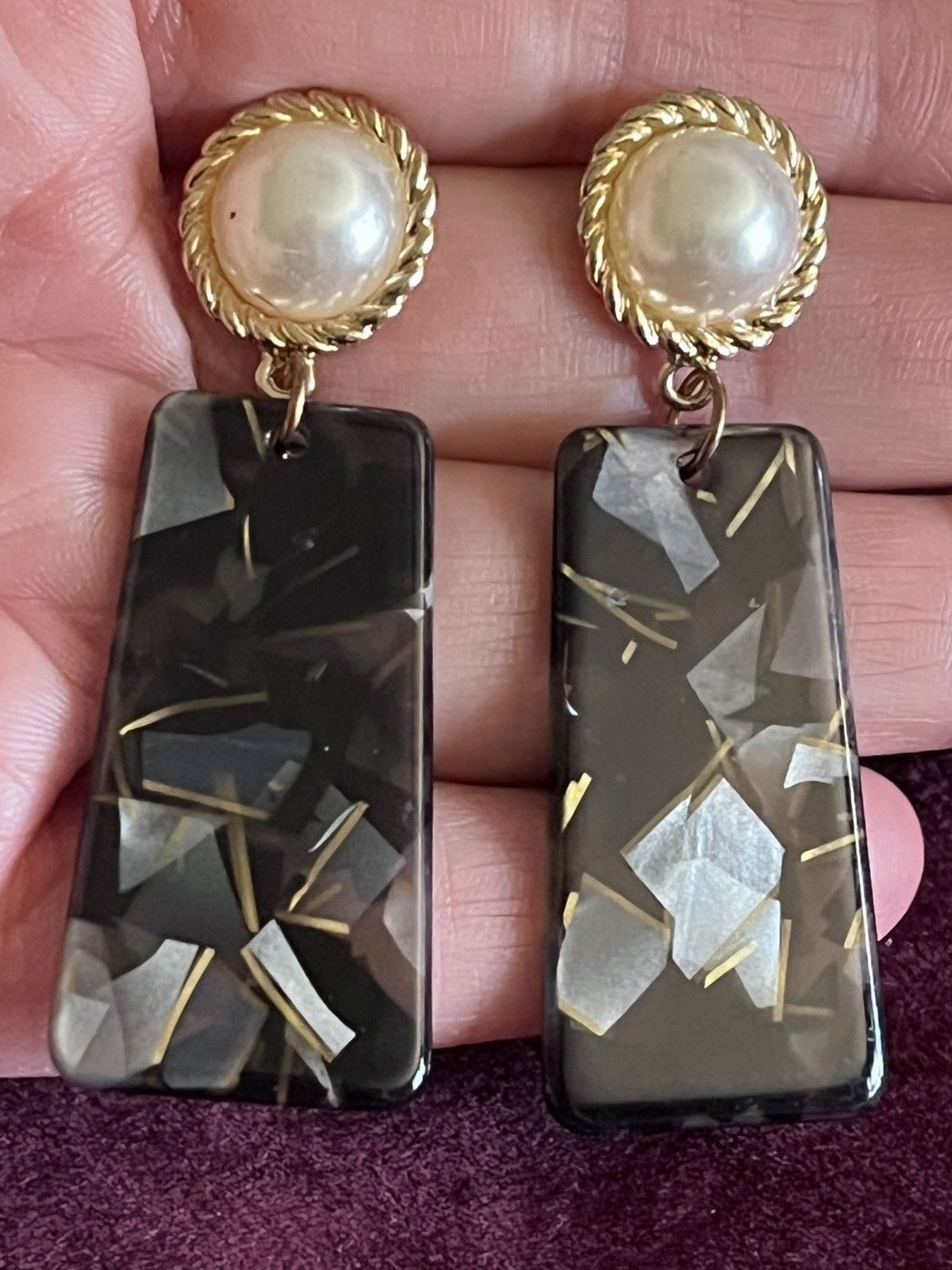 Other Gold Pearl Top Black Resin Drop Earrings Metallic Inlay Size ONE SIZE - 1 Thumbnail