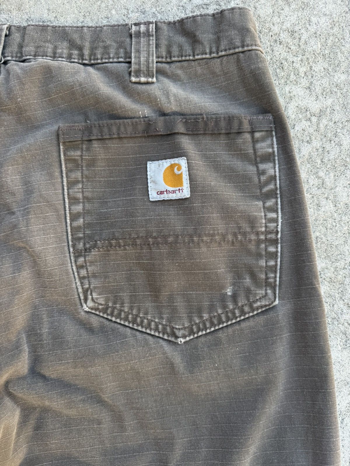 Carhartt × Vintage Vintage Carhartt B342 Green Double Knee Cargos Size US 33 - 9 Thumbnail