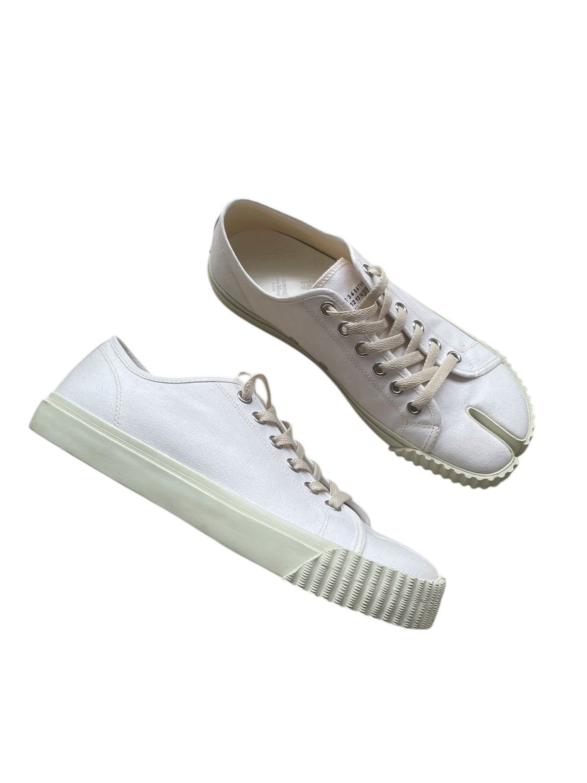 Maison Margiela Maison Margiela Tabi Sneakers Size US 9 / EU 42 - 1 Thumbnail