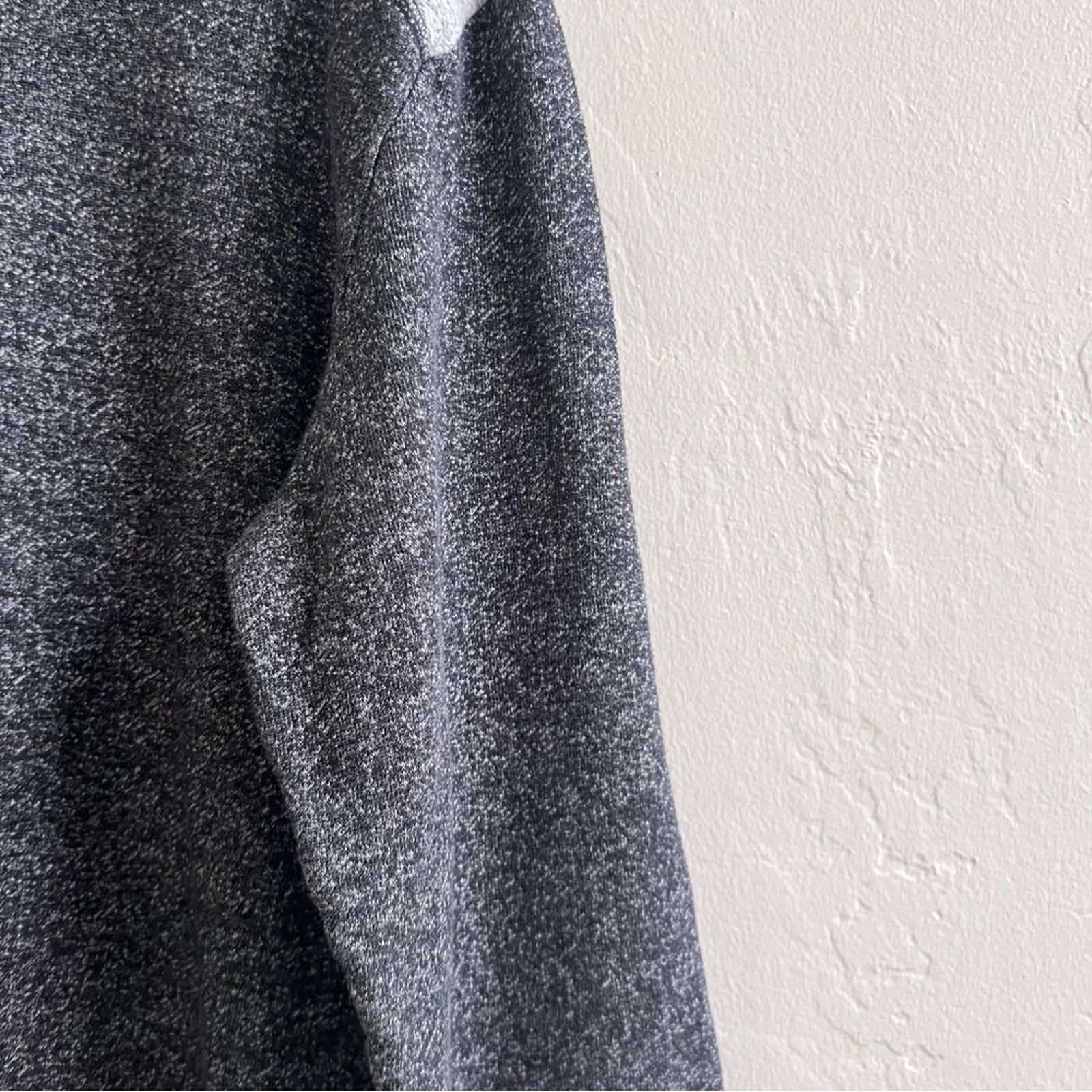 Tommy Bahama Tommy Bahama Men’s Marled Charcoal & Gray Pullover Large Size US L / EU 52-54 / 3 - 4 Thumbnail