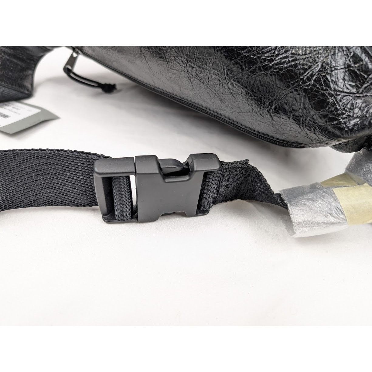 Balenciaga o1rshd1 Q:3 / Size: OS / Explorer Multizip Beltpack in Black Size ONE SIZE - 20 Thumbnail