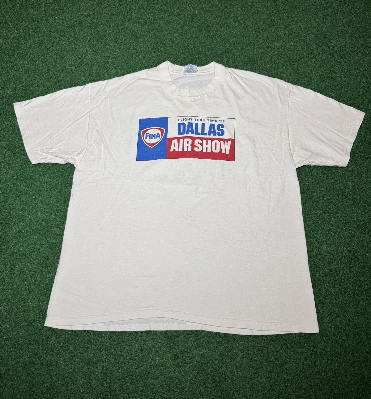 Hanes Vintage Dallas Airshow 90s Airplane Fina XL T Shirt Size US XL / EU 56 / 4 - 1 Thumbnail