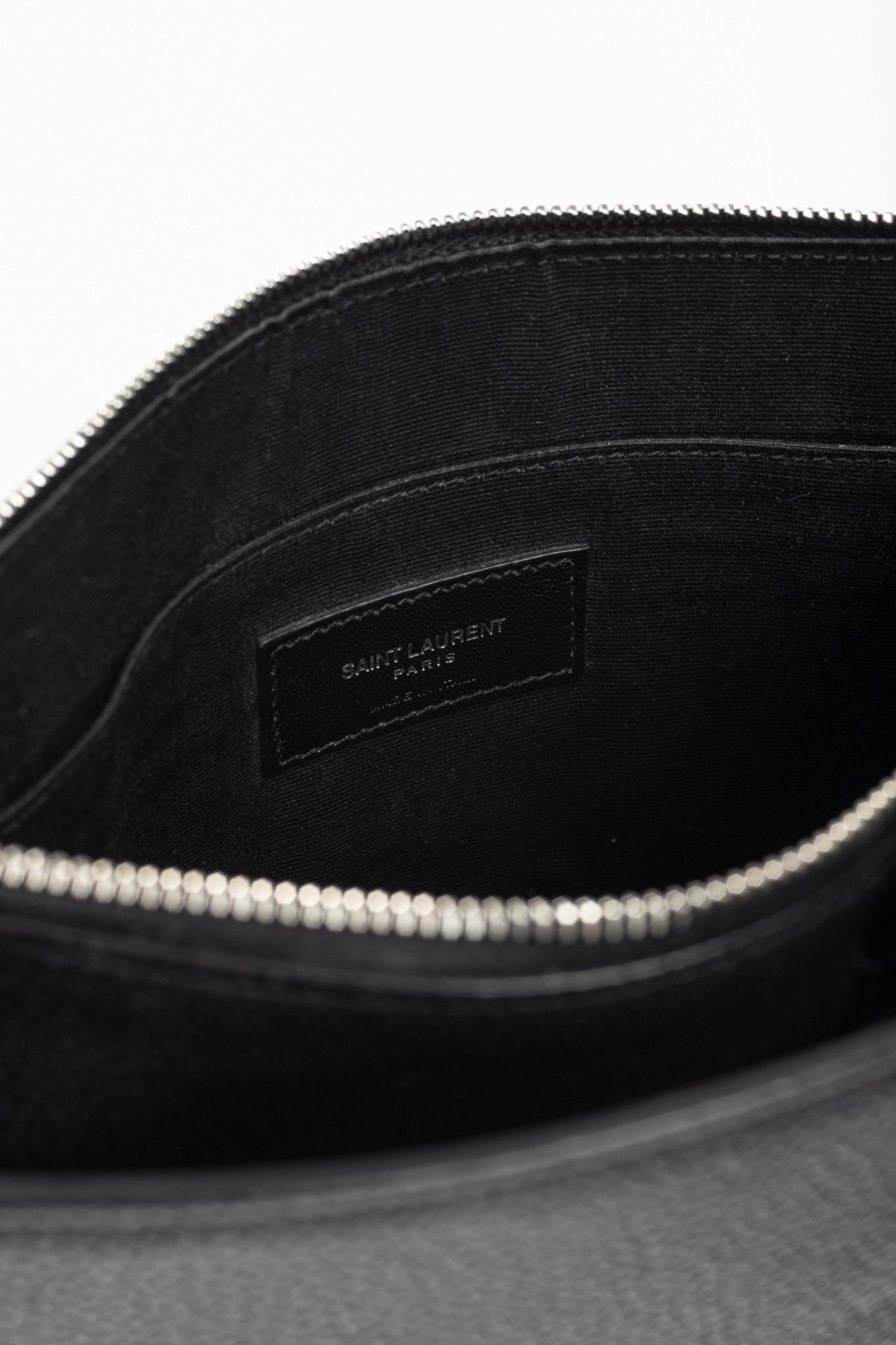Saint Laurent Paris Saint Laurent Black Pebbled-Leather Flat Snap-Closure Clutch Size ONE SIZE - 13 Thumbnail