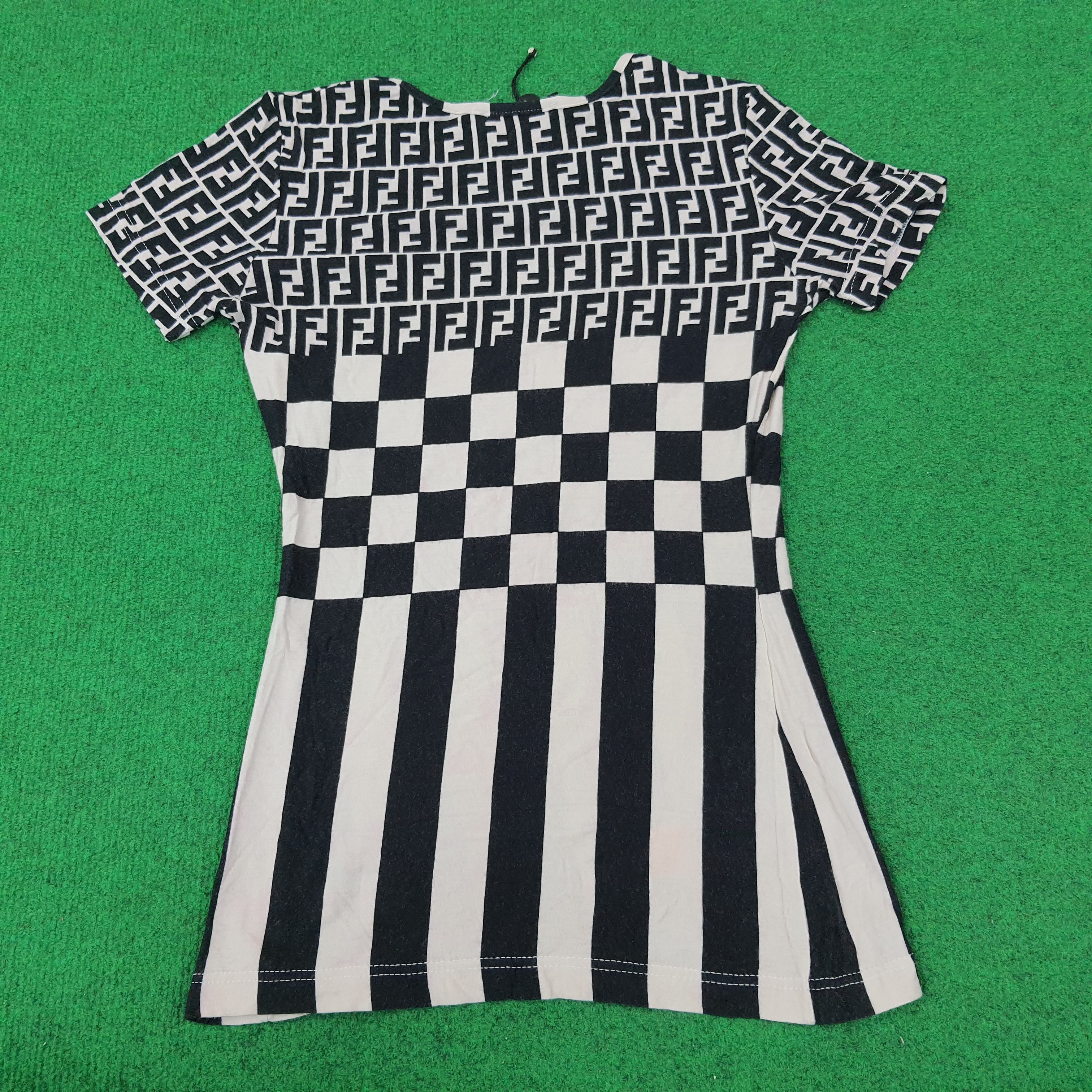 Fendi Vintage Fendi Mare Luxury Brand Tshirt C239N47 Size XXS / US 00 / IT 34 - 3 Thumbnail
