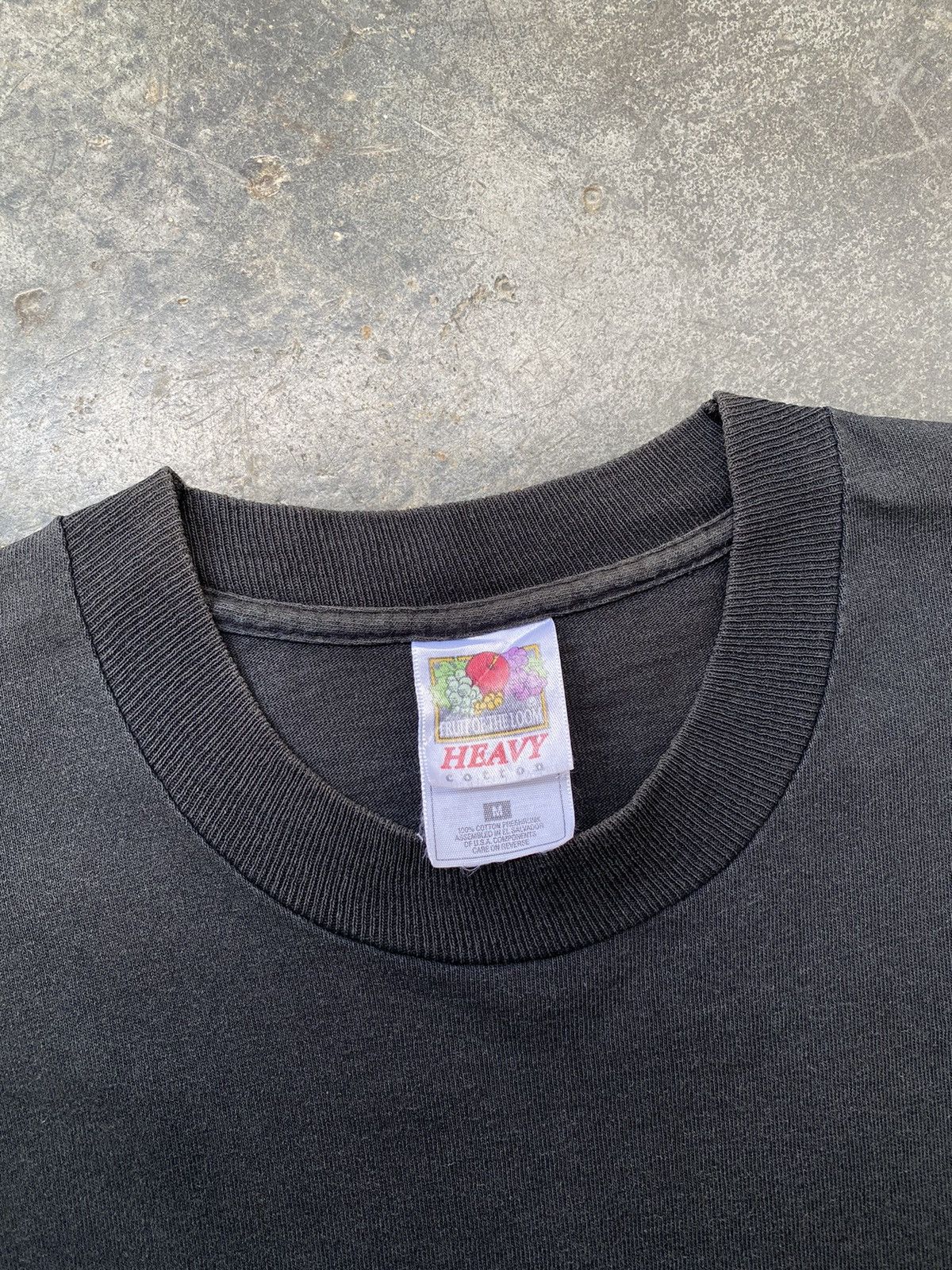 Vintage Vintage 90s Dragon Skateboards Center Thrashed Tees Size US M / EU 48-50 / 2 - 3 Thumbnail
