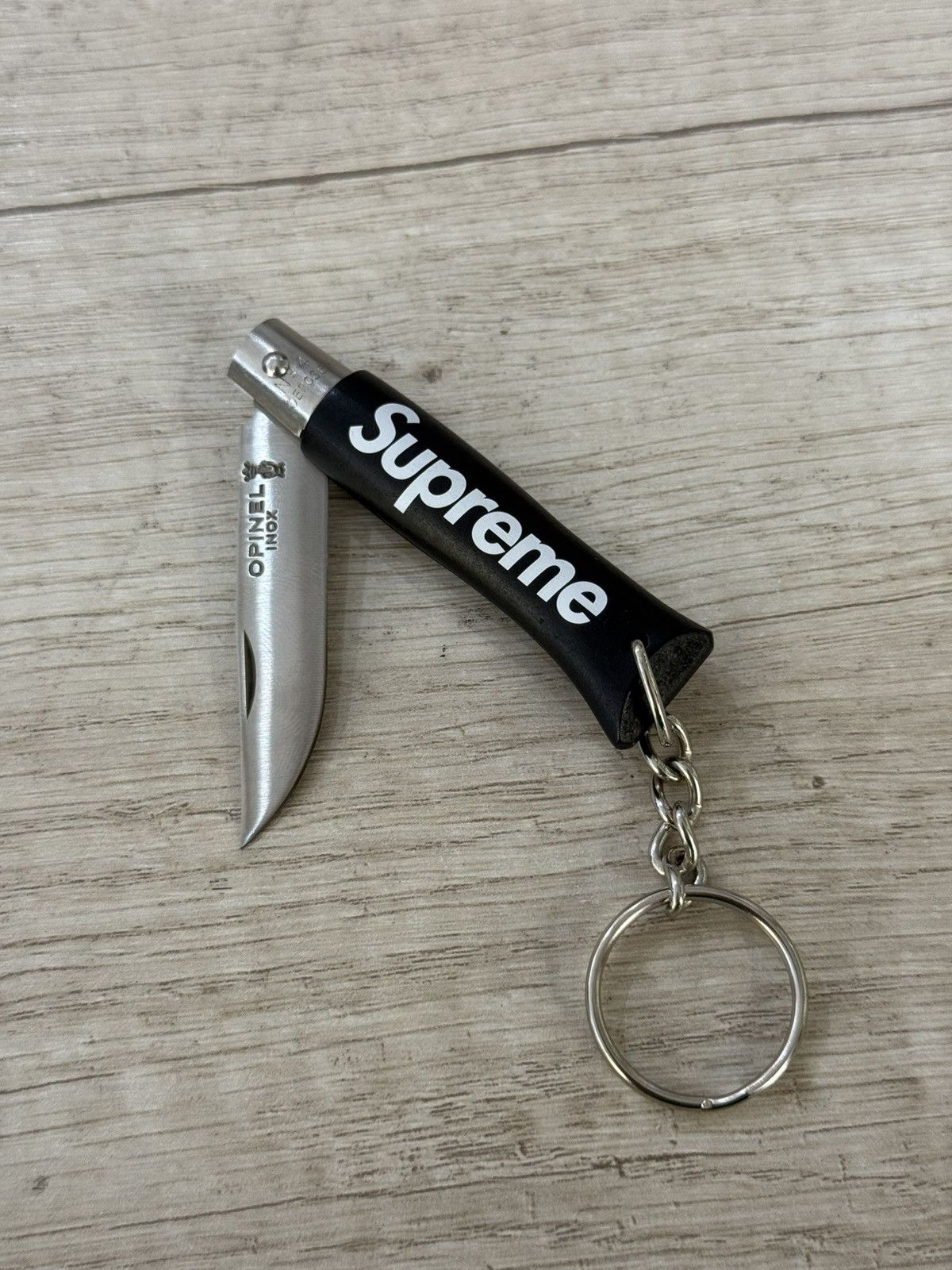 Supreme Supreme Knife Opinel keychain Size ONE SIZE - 1 Thumbnail