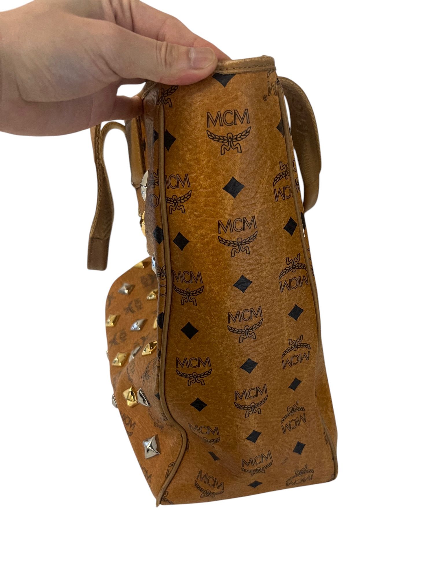 MCM Retro Full Studs Stark Tote Size ONE SIZE - 8 Thumbnail