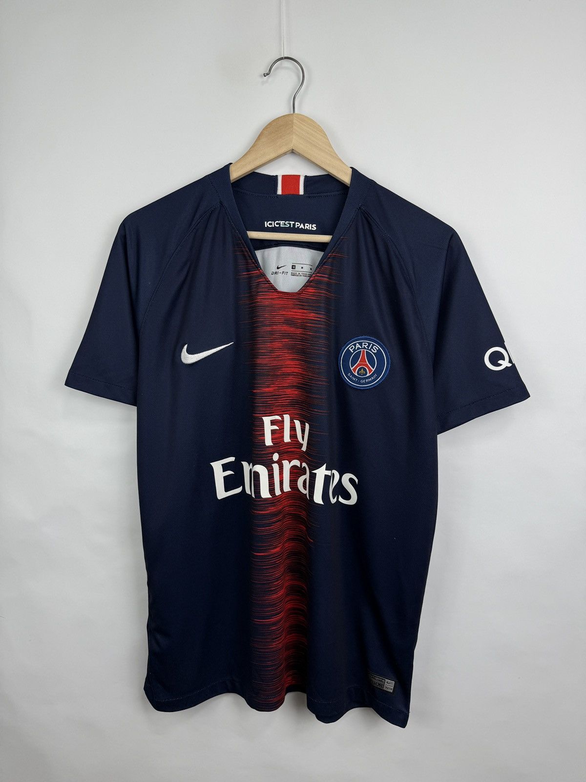 Nike 🇫🇷 Nike PSG Paris Saint Germain 2018 Soccer Jerseys T-Shirt Size US M / EU 48-50 / 2 - 2 Thumbnail
