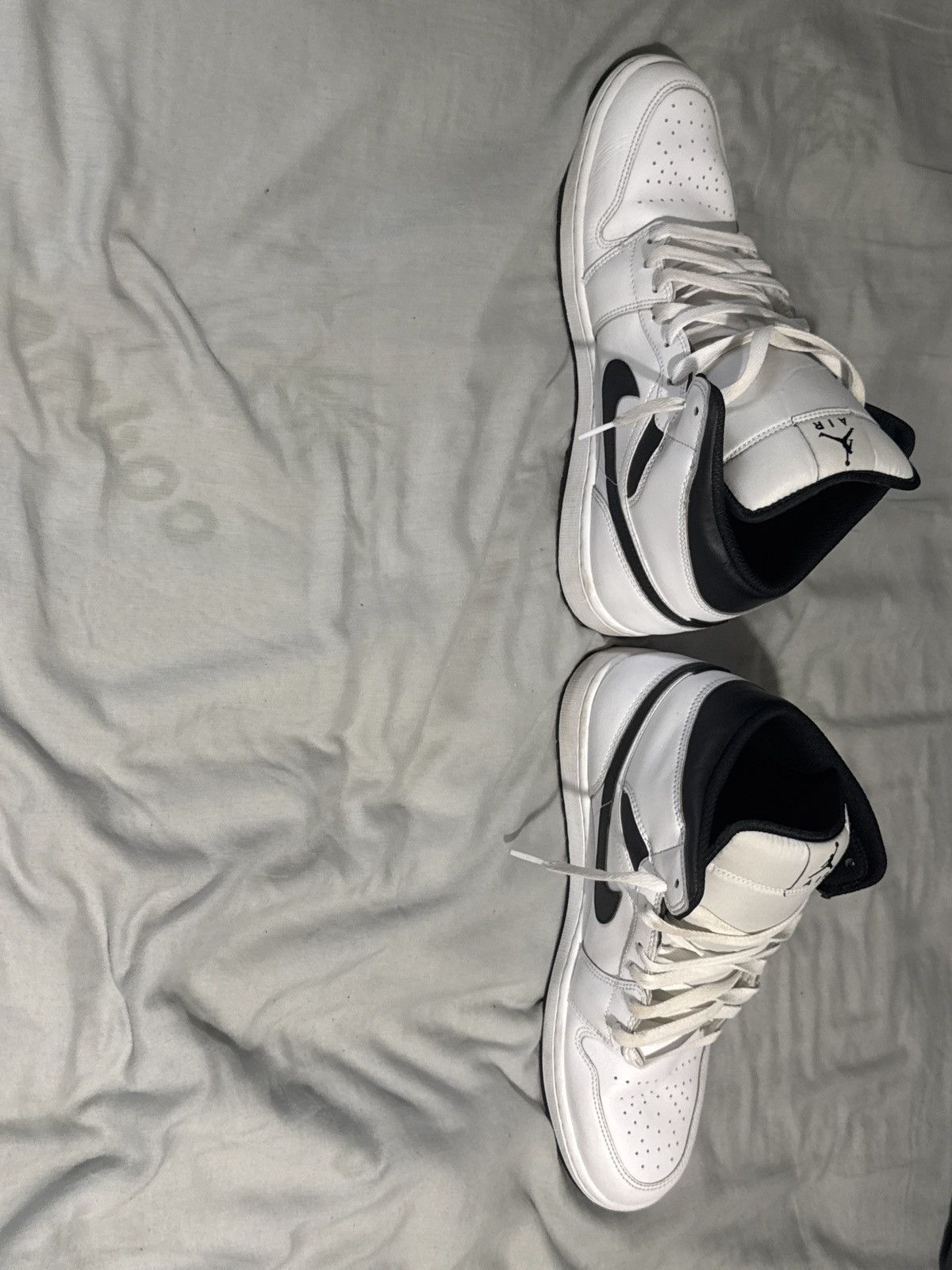 Jordan Brand Air Jordan 1 Size US 12 / EU 45 - 6 Thumbnail