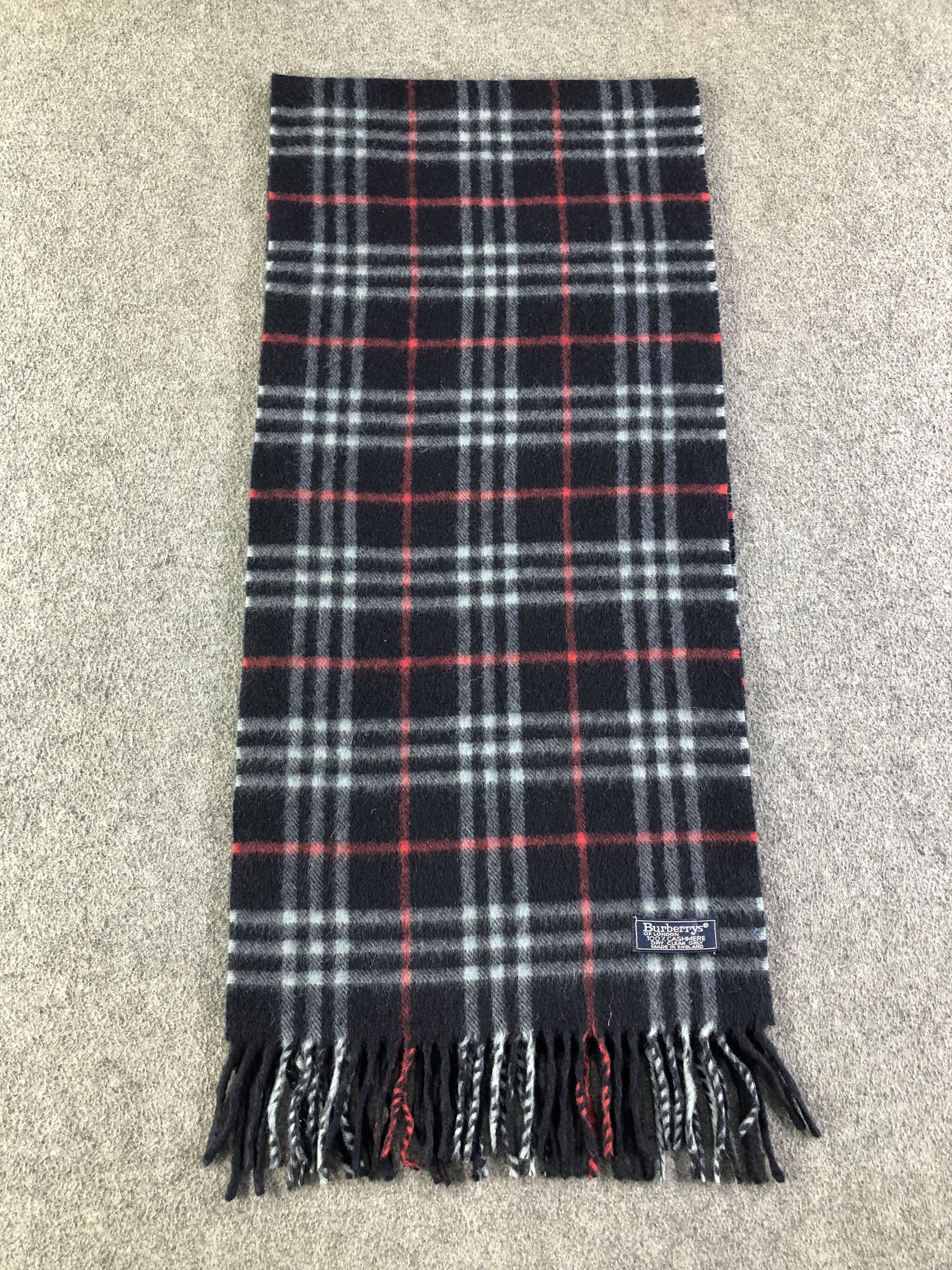 Burberry Burberrys Cashmere Scarf / Muffler / Neckwear SS1363 Size ONE SIZE - 2 Thumbnail