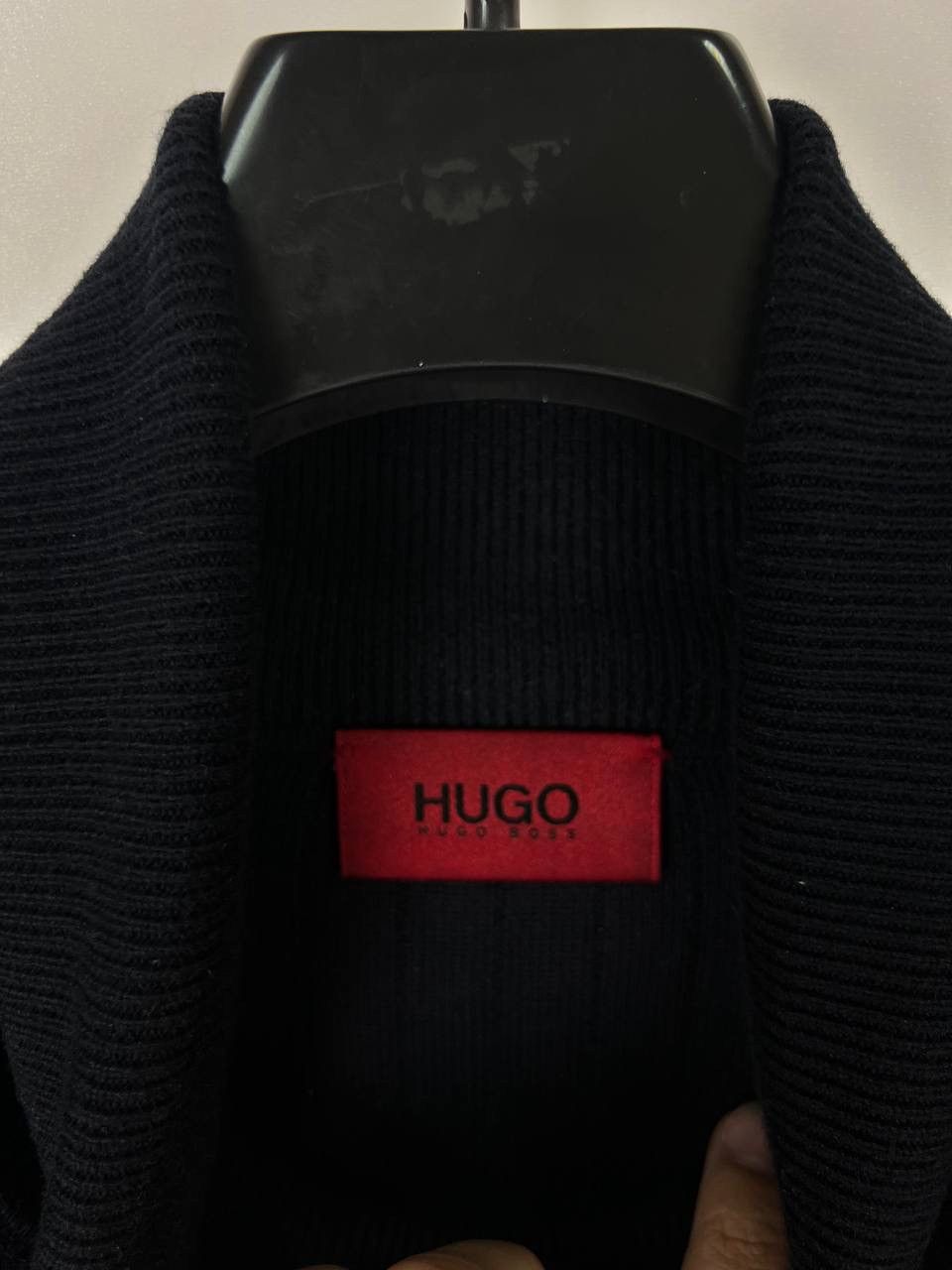 Hugo Boss Hugo Boss luxury sweaters size XL Size US XL / EU 56 / 4 - 5 Thumbnail