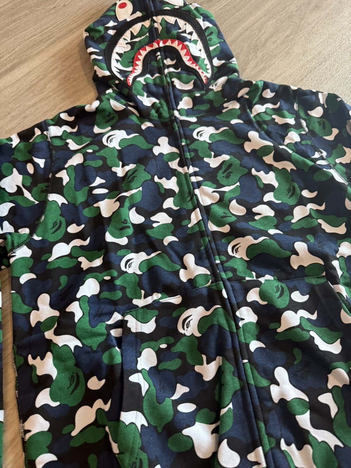 Bape Bape Shinkuku Seprate Shark Full Zip Size US M / EU 48-50 / 2 - 2 Thumbnail
