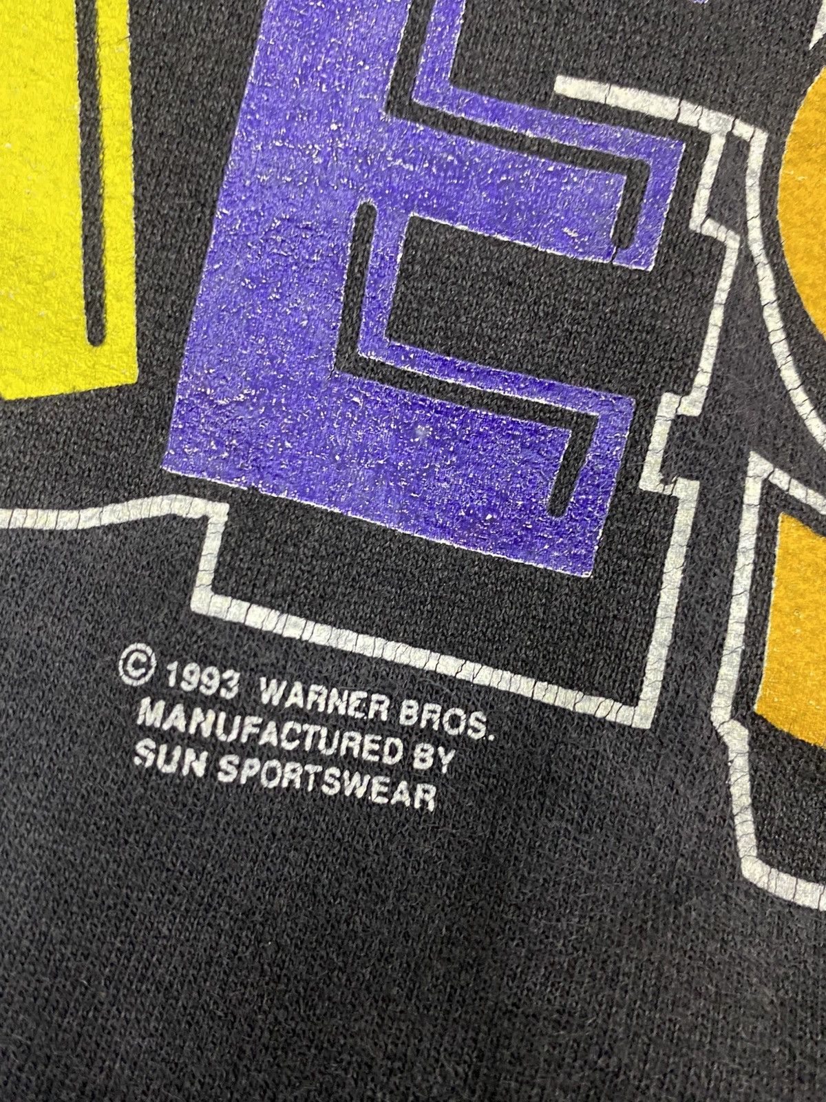 Warner Bros Vintage 1993 Looney Tunes Sweatshirt by Sun Sportswear Size US M / EU 48-50 / 2 - 7 Thumbnail