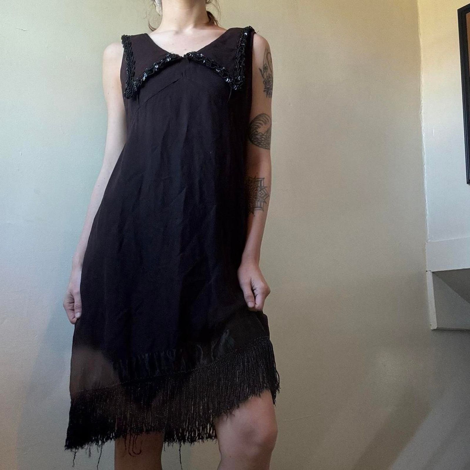Vintage Vintage Dark Purple 1920s 1930s Style Fringe Bottom Dress Size S / US 4 / IT 40 - 1 Thumbnail