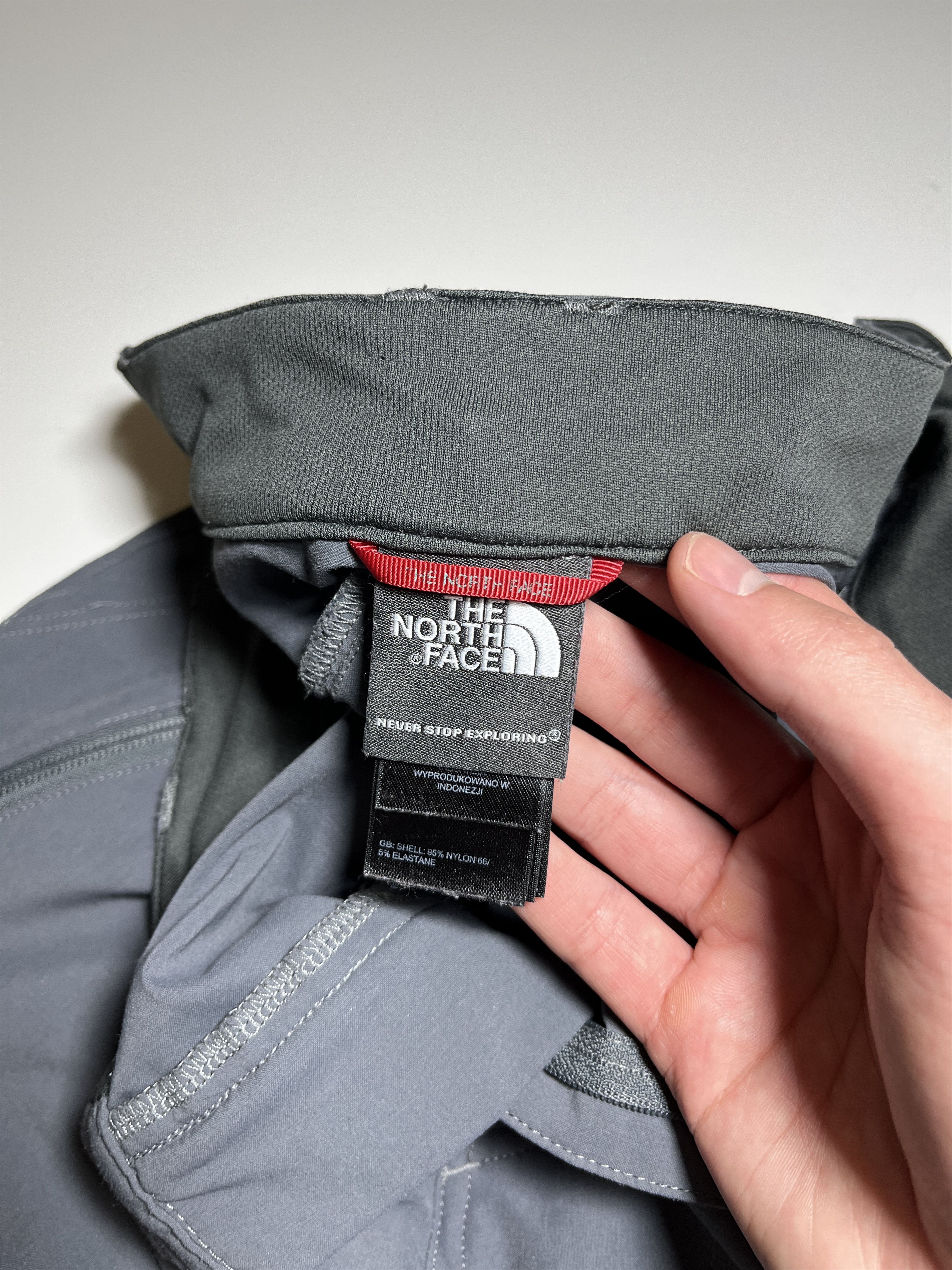 The North Face The North Face Gray Hiking Shorts Size 30 Size US 30 / EU 46 - 9 Thumbnail