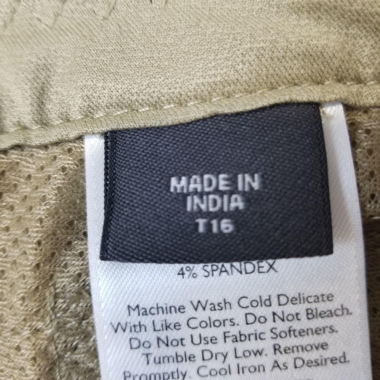 Eddie Bauer Eddie Bauer Travex Convertible Pants Mens 38x34 Khaki Hiking Size US 38 / EU 54 - 7 Thumbnail