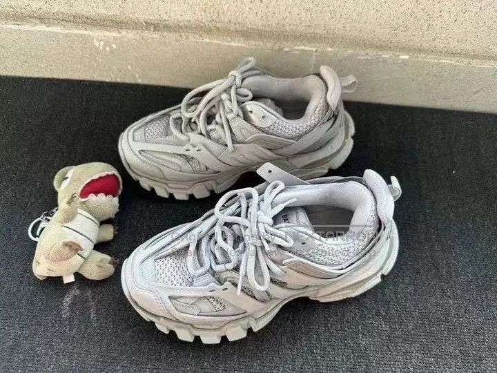 Balenciaga Balenciaga Track Size 36. Size US 5 / IT 35 - 1 Thumbnail