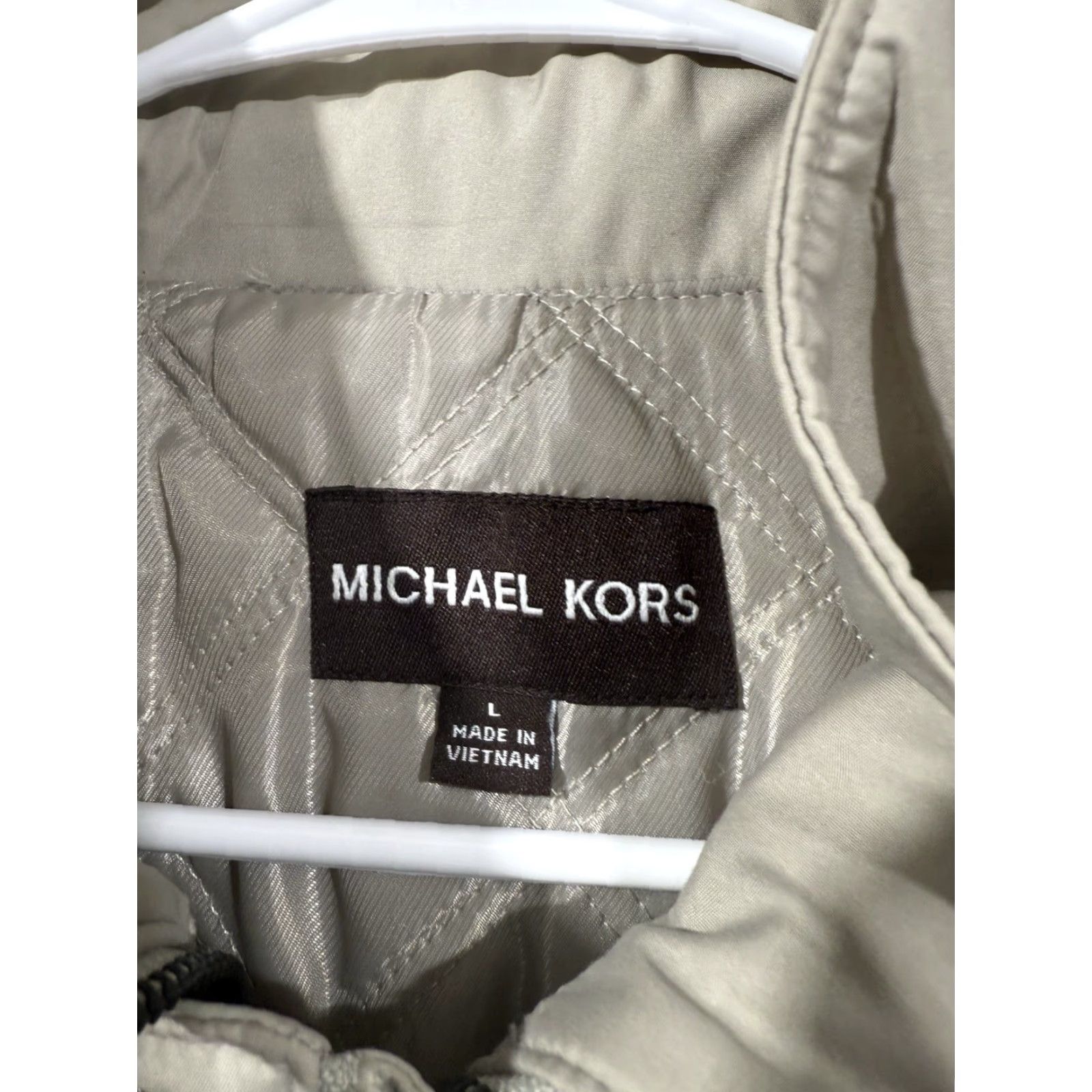 Michael Kors Michael Kors Mens Jacket Mid-Length Rain Coat Light Beige L Snap Zip Front Collared Pockets Designer Outdoor Womens? Size US L / EU 52-54 / 3 - 7 Thumbnail