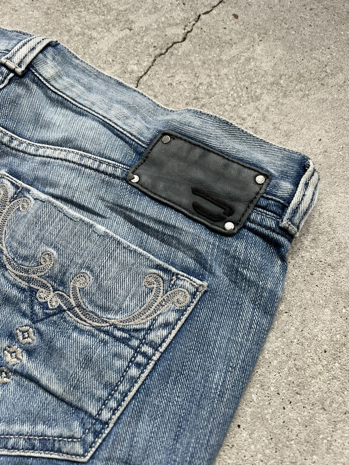 Diesel × Hysteric Glamour × Le Grande Bleu (L.G.B.) Rare Diesel jeans IfSixWasNine style junya LGB Y2K Size 27" / US 4 / IT 40 - 4 Thumbnail