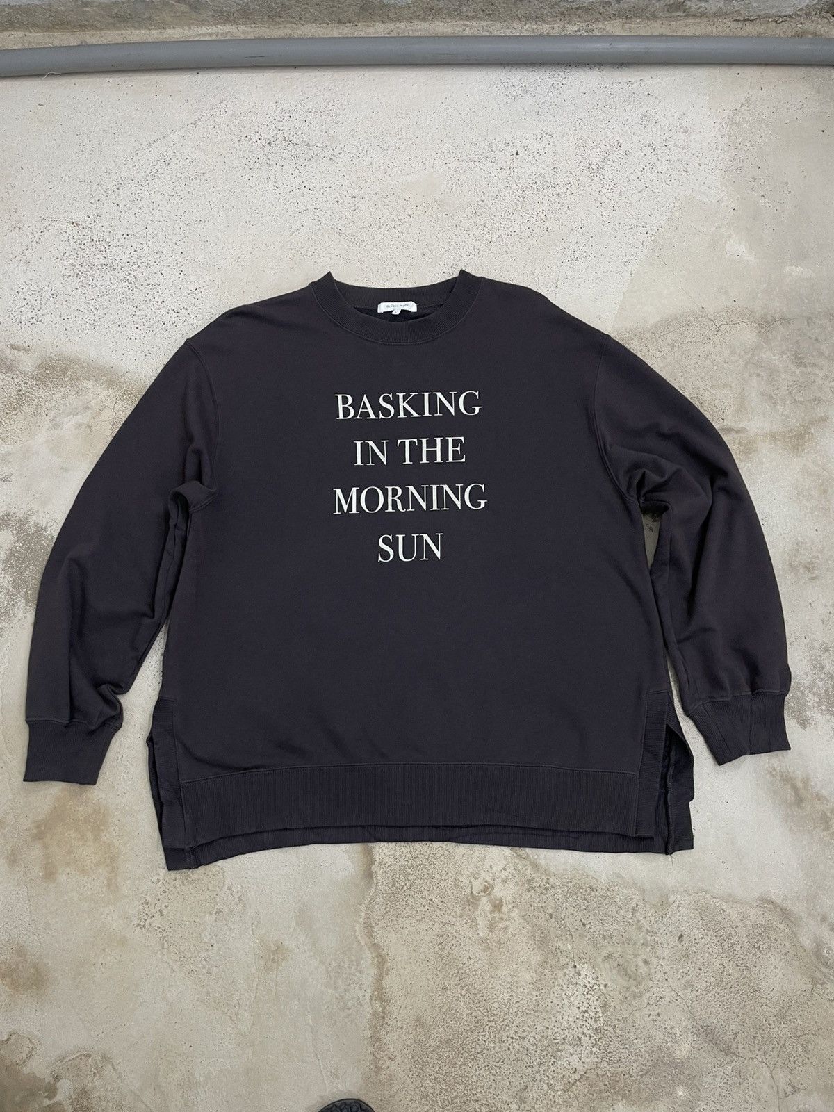 Global Work Global Work Basking In The Sun Wording Y2K Life Size US L / EU 52-54 / 3 - 1 Thumbnail