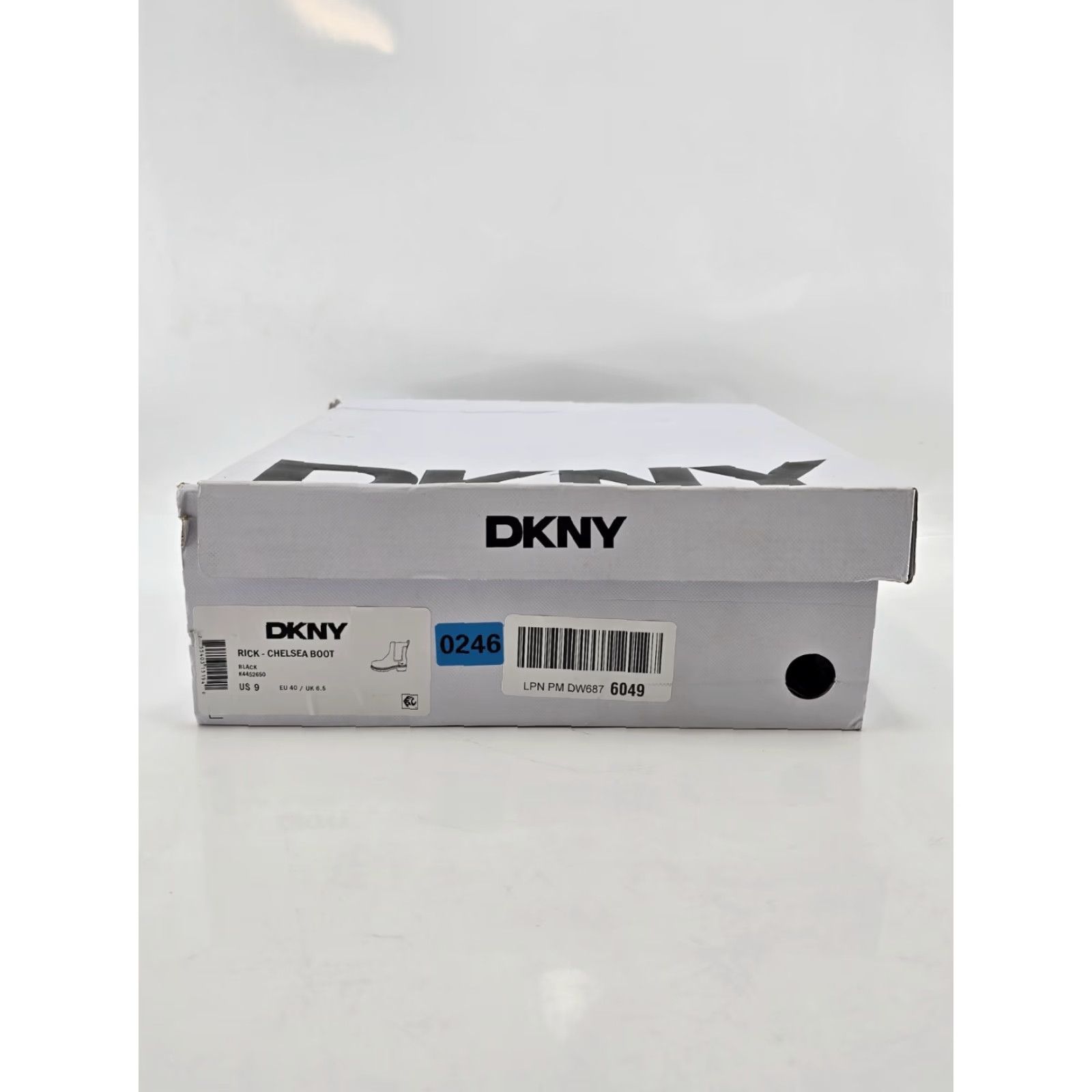 DKNY DKNY Rick Chelsea Boot - Woman's Boots - Black - Sz 9 - DKNY - Boots - Women - 9 - Black - Rick Chelsea - 90s? Size US 9 / IT 39 - 2 Thumbnail