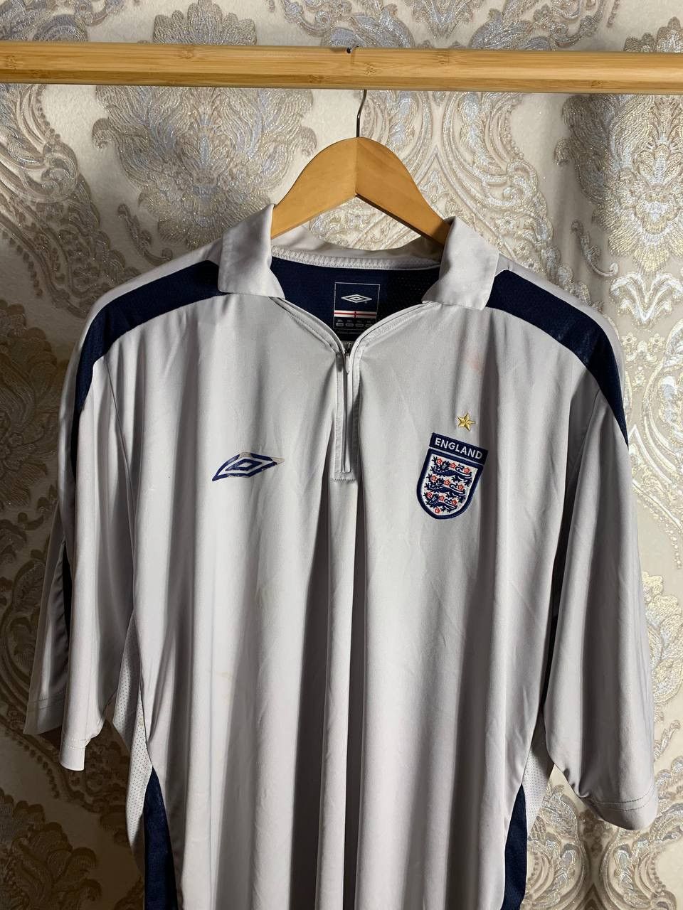 Umbro × Vintage VERY RARE UMBRO ENGLAND RETRO SOCCER JERSEY BLOKECORE Y2K Size US XXL / EU 58 / 5 - 2 Thumbnail