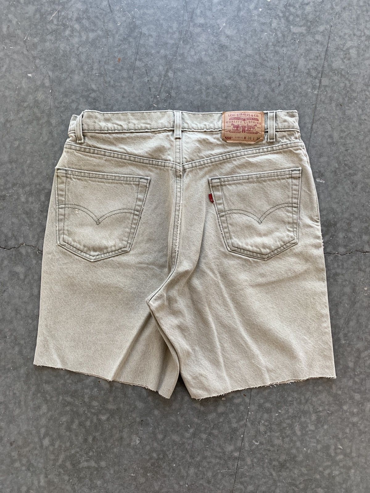 Levi's × Vintage Crazy Vintage 90s Levi’s Jean Shorts Essential Skater Size US 35 - 1 Thumbnail