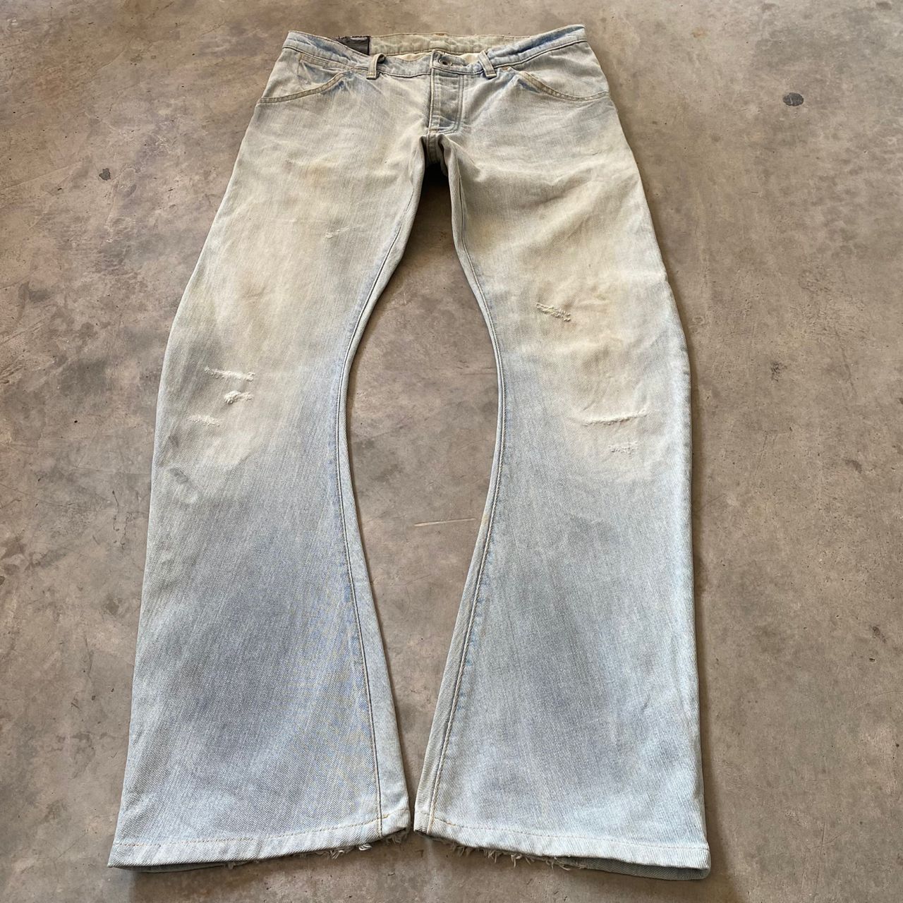 Attachment Vintage Attachment Japanese Brand Distressed Flare Denim Size US 30 / EU 46 - 1 Thumbnail
