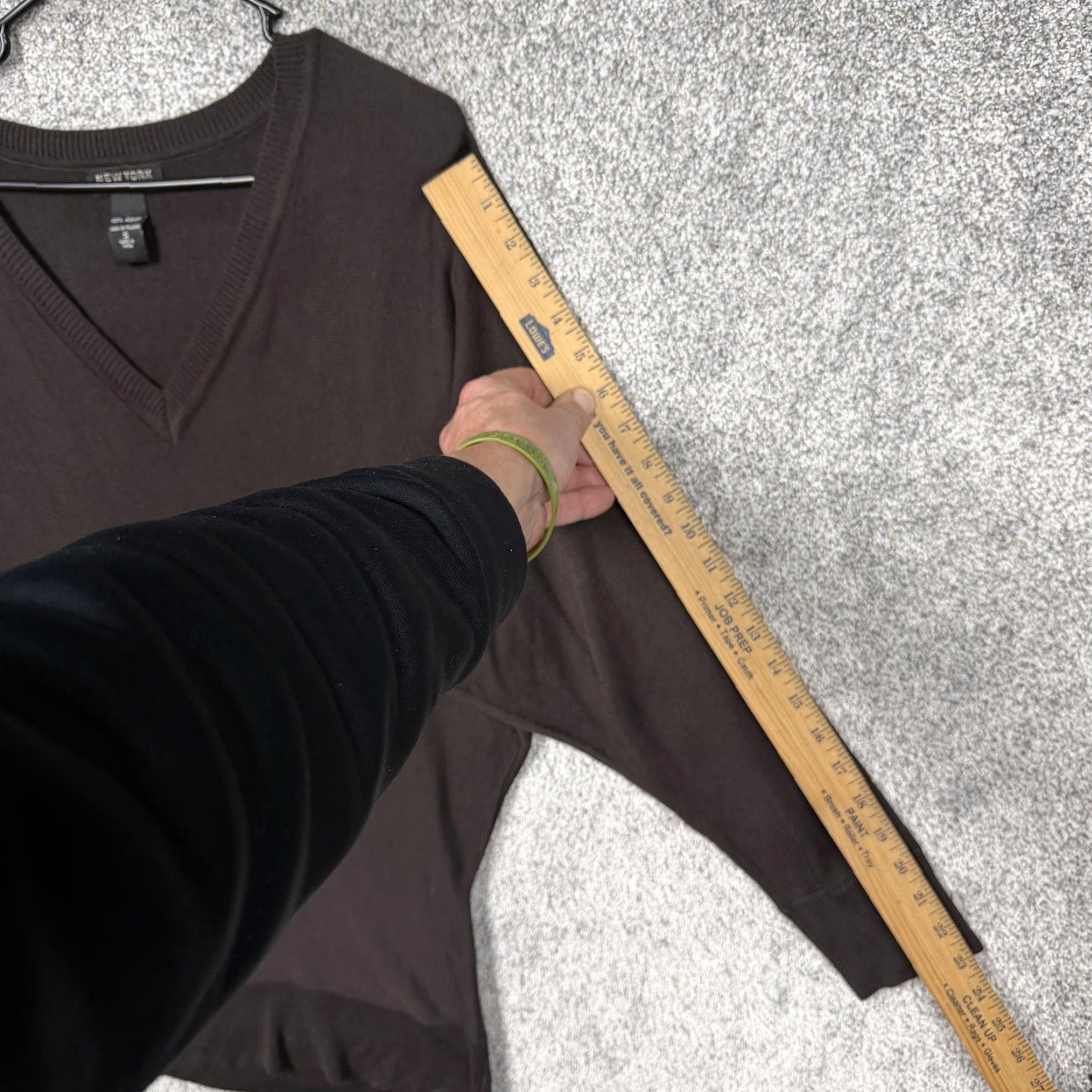 Vintage New York & Company Sweater Womens S Brown Tunic Dolman Minimalist Preppy V-Neck Long Sleeve Knit Batwing Solid 90s? Size S / US 4 / IT 40 - 3 Thumbnail