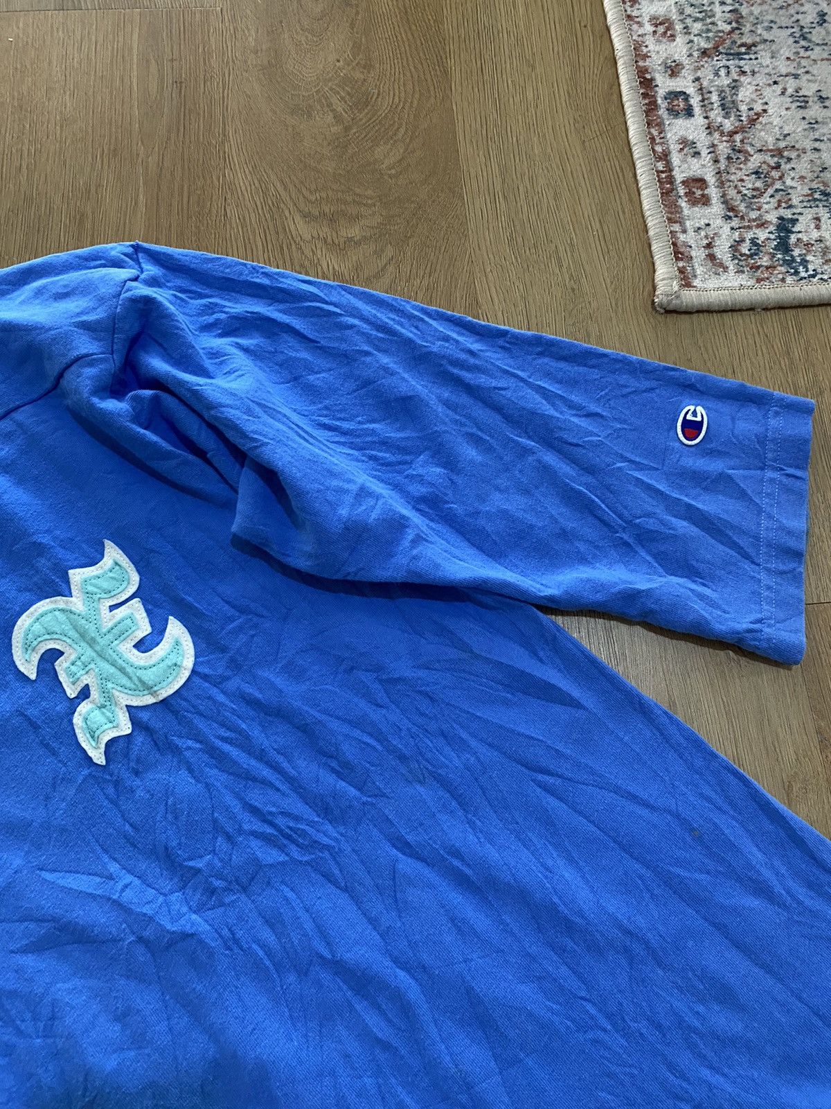 Champion × Japanese Brand Tshirt 3Quaters Champion X xGirl Size US XL / EU 56 / 4 - 5 Thumbnail