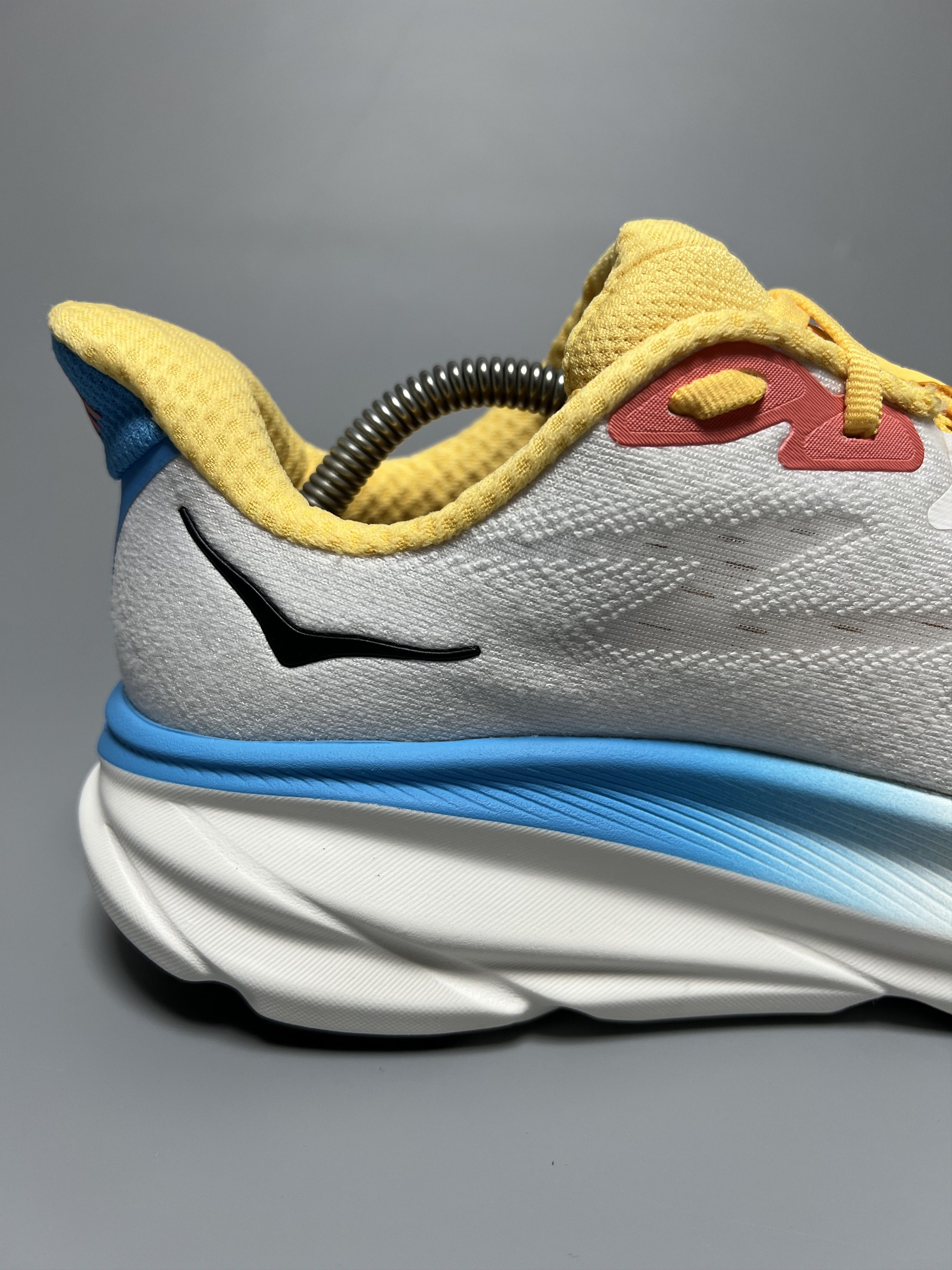 Hoka 9.5B Hoka One One Clifton 9 Running Shoes Walking Gym Size US 9.5 / IT 39.5 - 6 Thumbnail