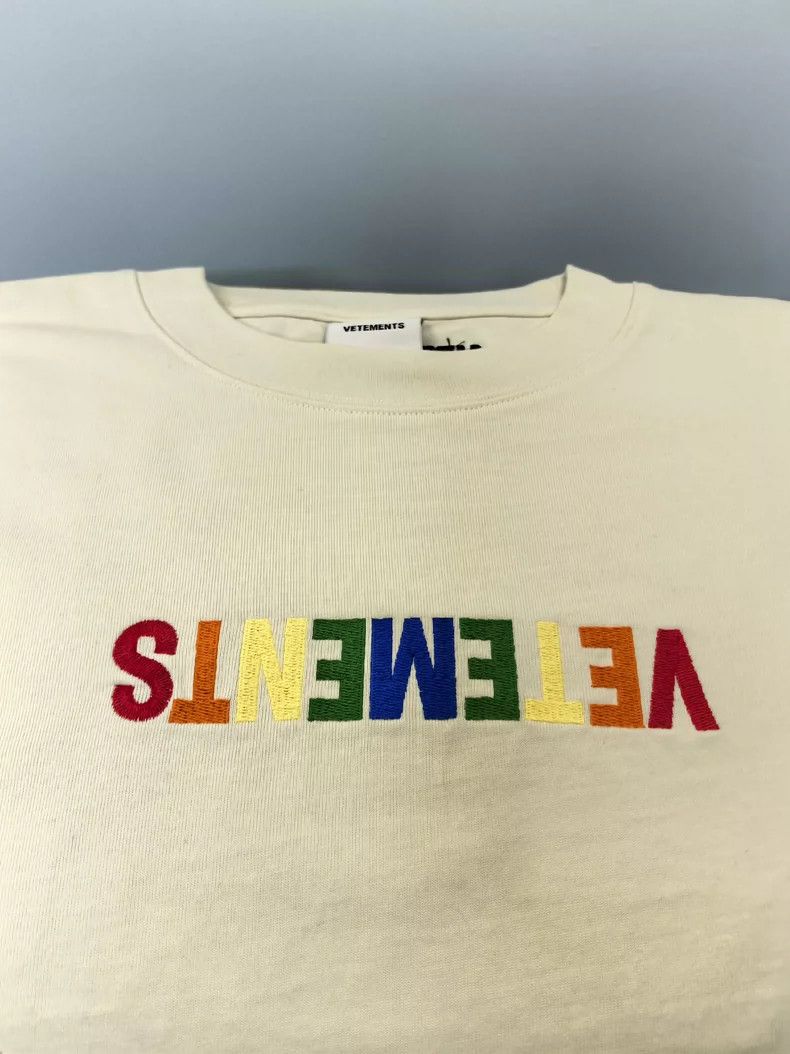 Vetements VETEMENTS White T-shirt 2504-Nextarrow Size US M / EU 48-50 / 2 - 6 Thumbnail