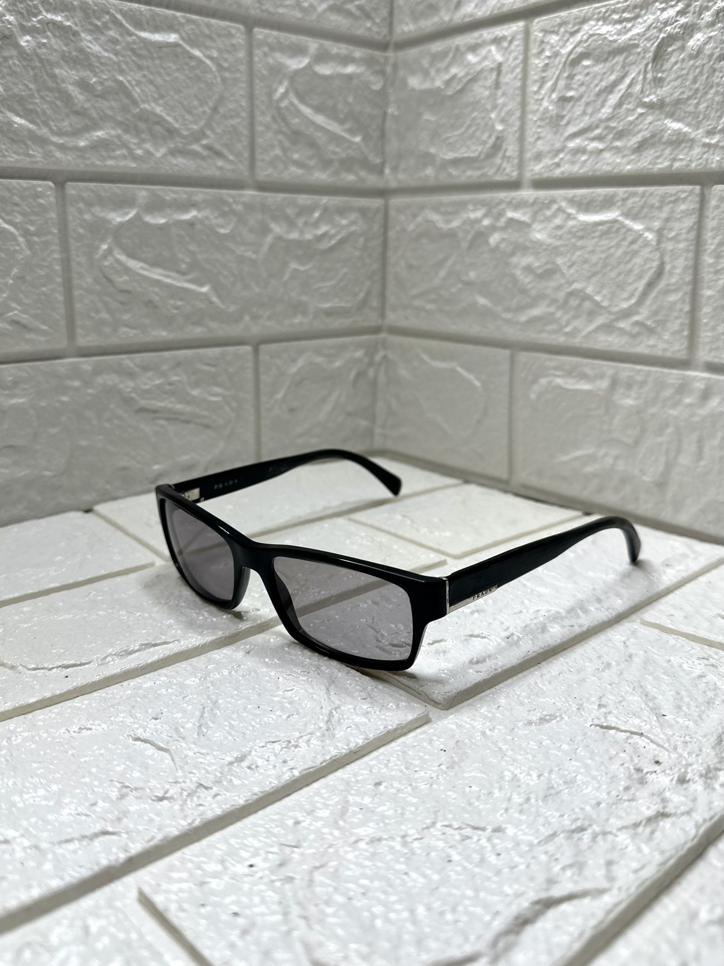 Prada Prada Classic Vintage Sunglasses Size ONE SIZE - 2 Thumbnail