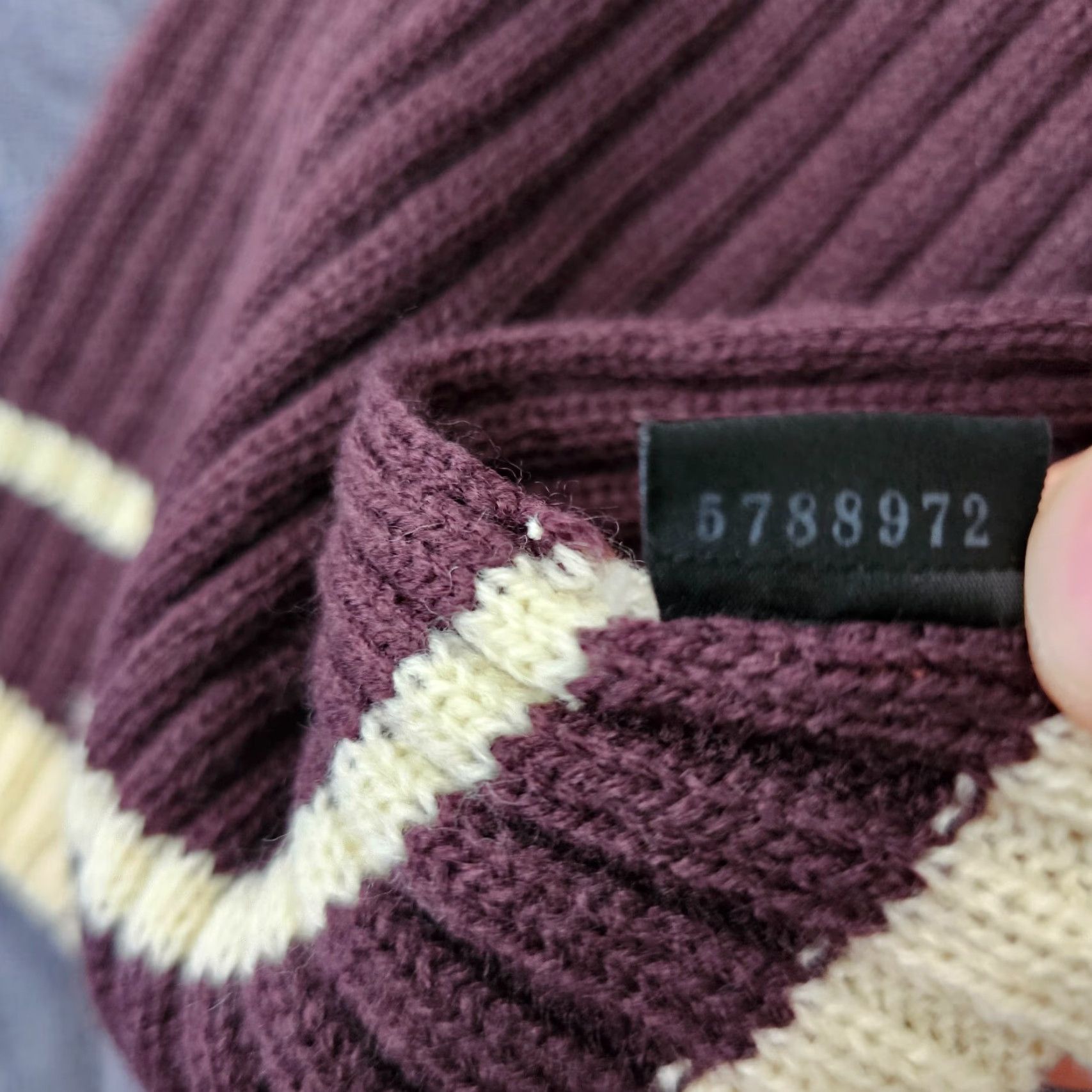 Oakley VINTAGE Oakley Unisex Scarf Brown White Striped Winter Outdoor Warm Size ONE SIZE - 4 Thumbnail
