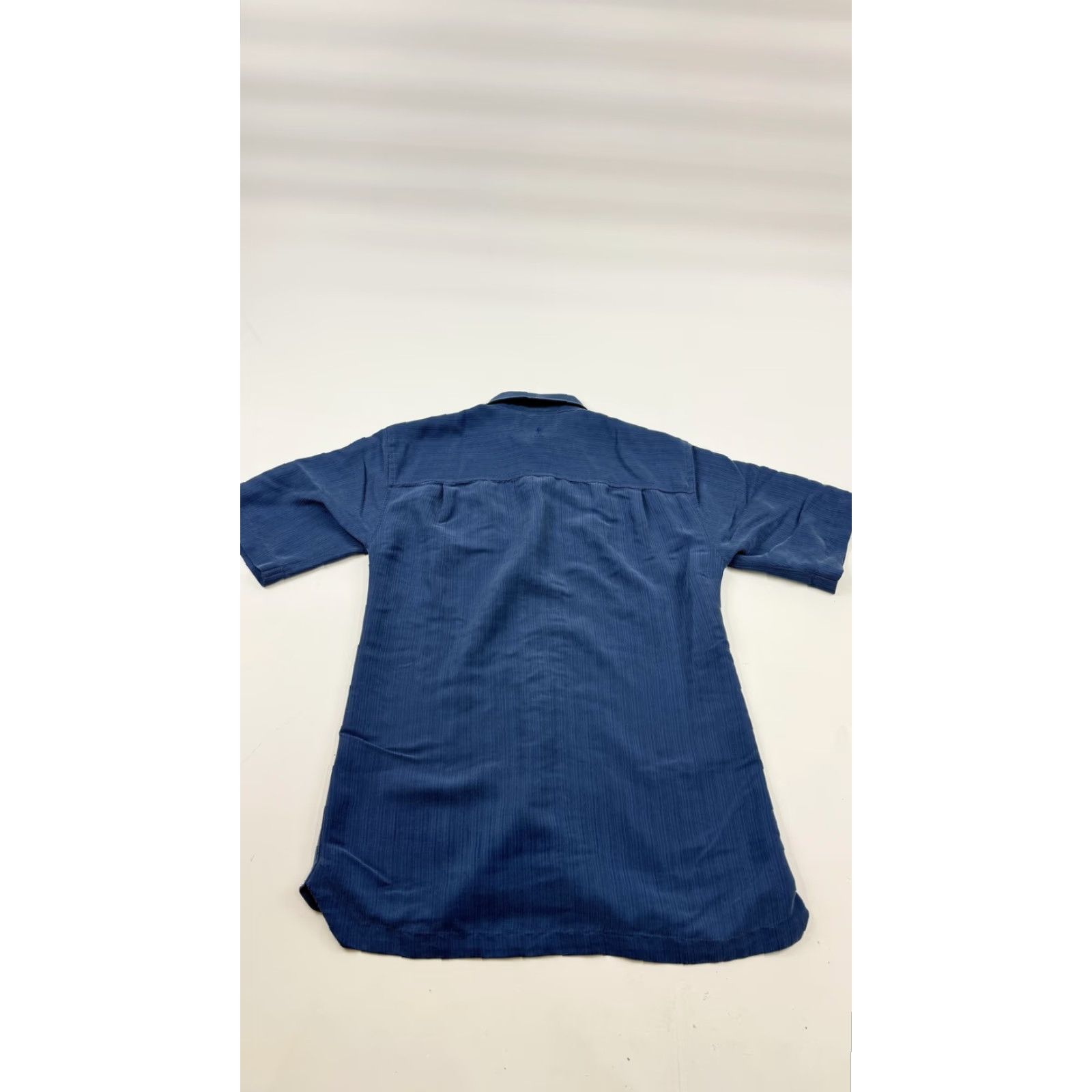 Royal Robbins Royal Robbins Shirt Mens Medium Blue Short Sleeve Button Front Casual Outdoor Size US M / EU 48-50 / 2 - 4 Thumbnail