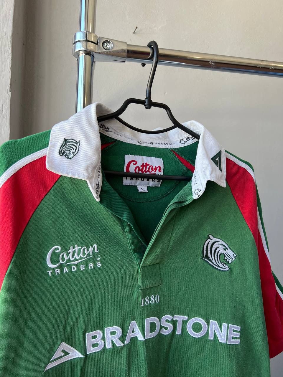 Vintage 2003/4 LEICESTER TIGERS HOME RUGBY SHIRT COTTON TRADERS SZ L Size US L / EU 52-54 / 3 - 6 Thumbnail