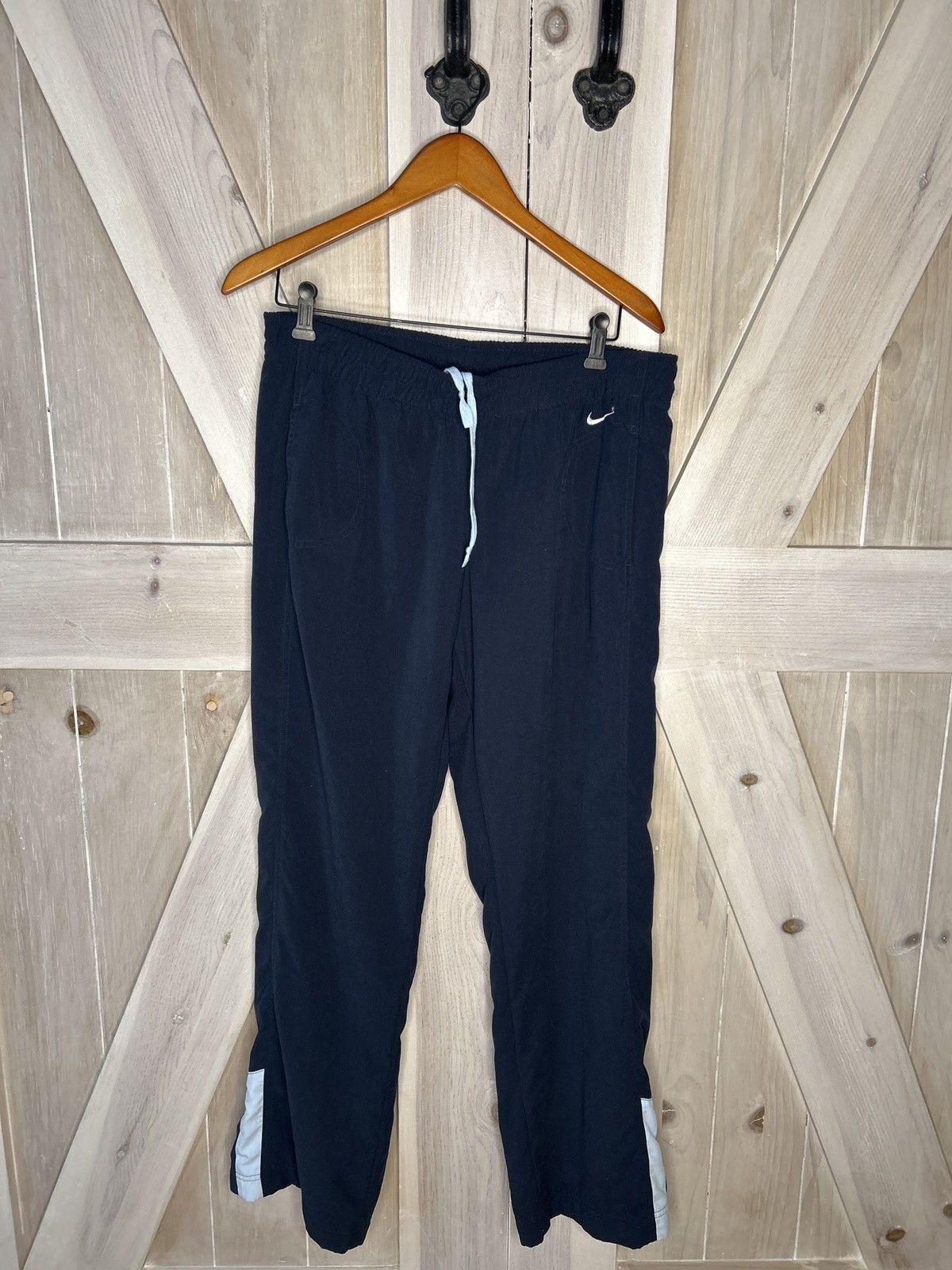 Nike × Vintage Nike Nylon Sweatpants Size US 30 / EU 46 - 1 Thumbnail