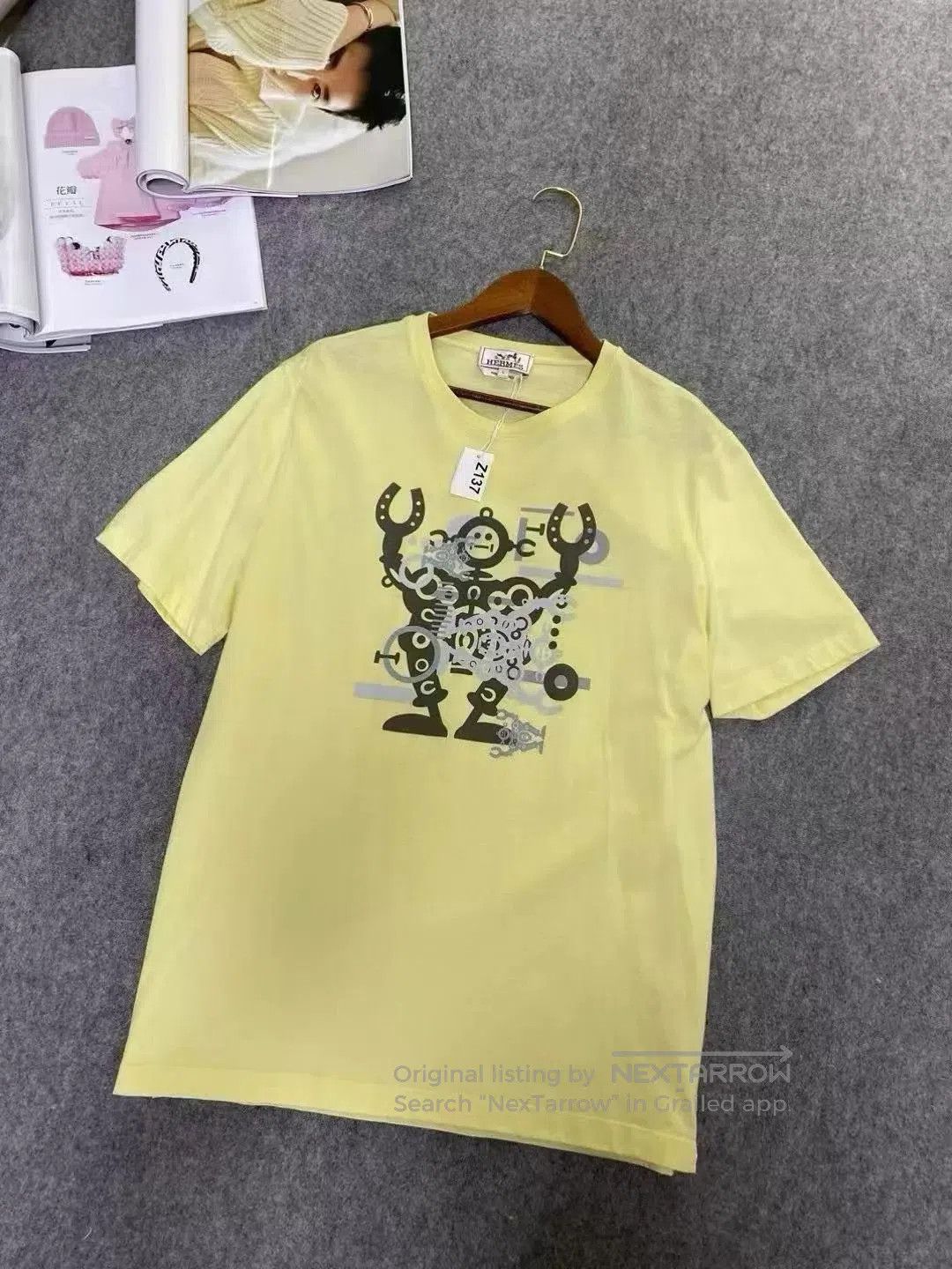Hermes Yellow Graphic Short-Sleeve T-Shirt Size L. Size US L / EU 52-54 / 3 - 2 Thumbnail