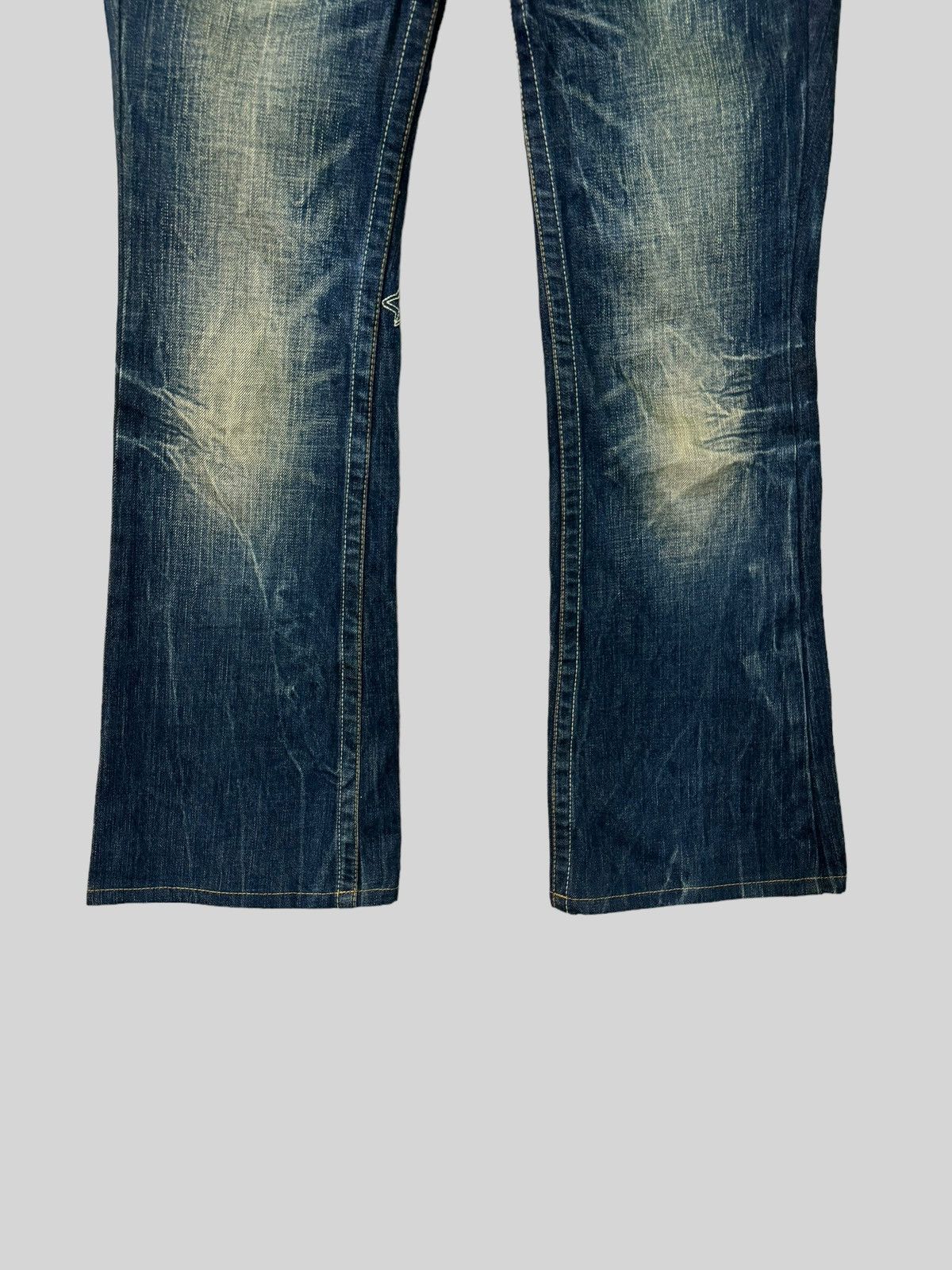Hysteric Glamour × Japanese Brand Flared Red Pepper Embroidery Rare Design Denim Jeans Size US 28 / EU 44 - 8 Thumbnail
