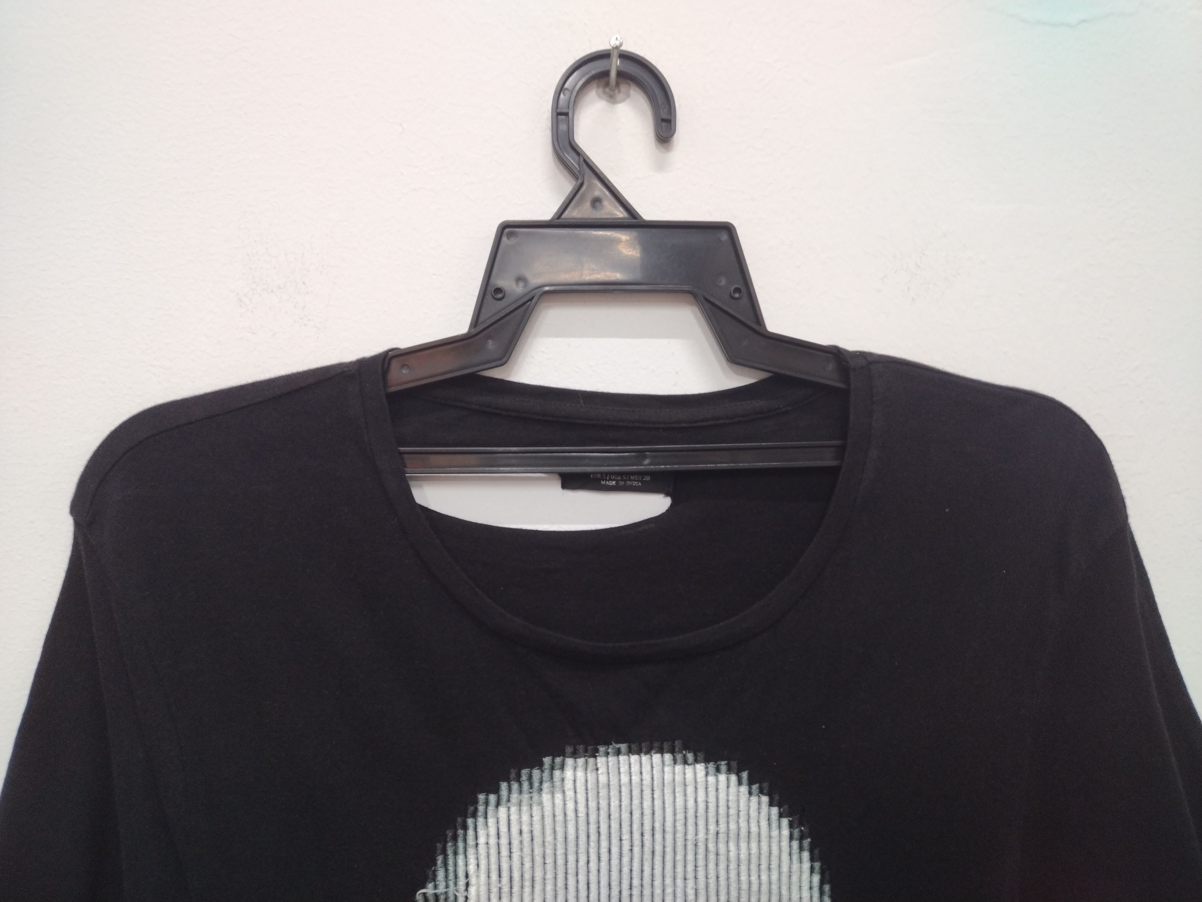 If Six Was Nine × Zara Awesome zara man TShirt 3D Skulls Logo distressed design Size US S / EU 44-46 / 1 - 4 Thumbnail