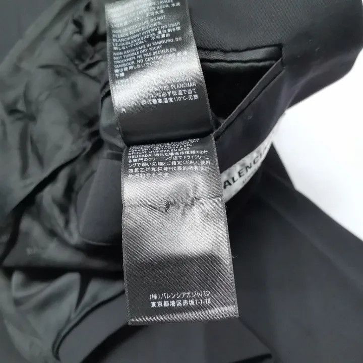 Balenciaga Balenciaga SS22 Logo Blazer for Women 0079-2507 Size XS / US 0-2 / IT 36-38 - 1 Thumbnail