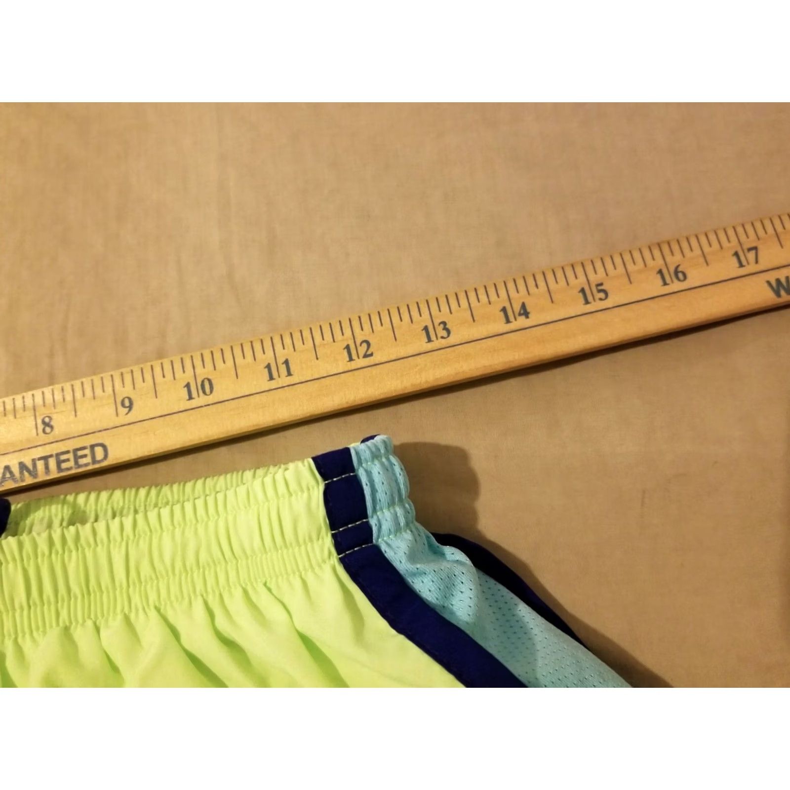 Nike Nike Womens Shorts S Small Yellow Athletic Gym Workout Size 28" / US 6 / IT 42 - 4 Thumbnail