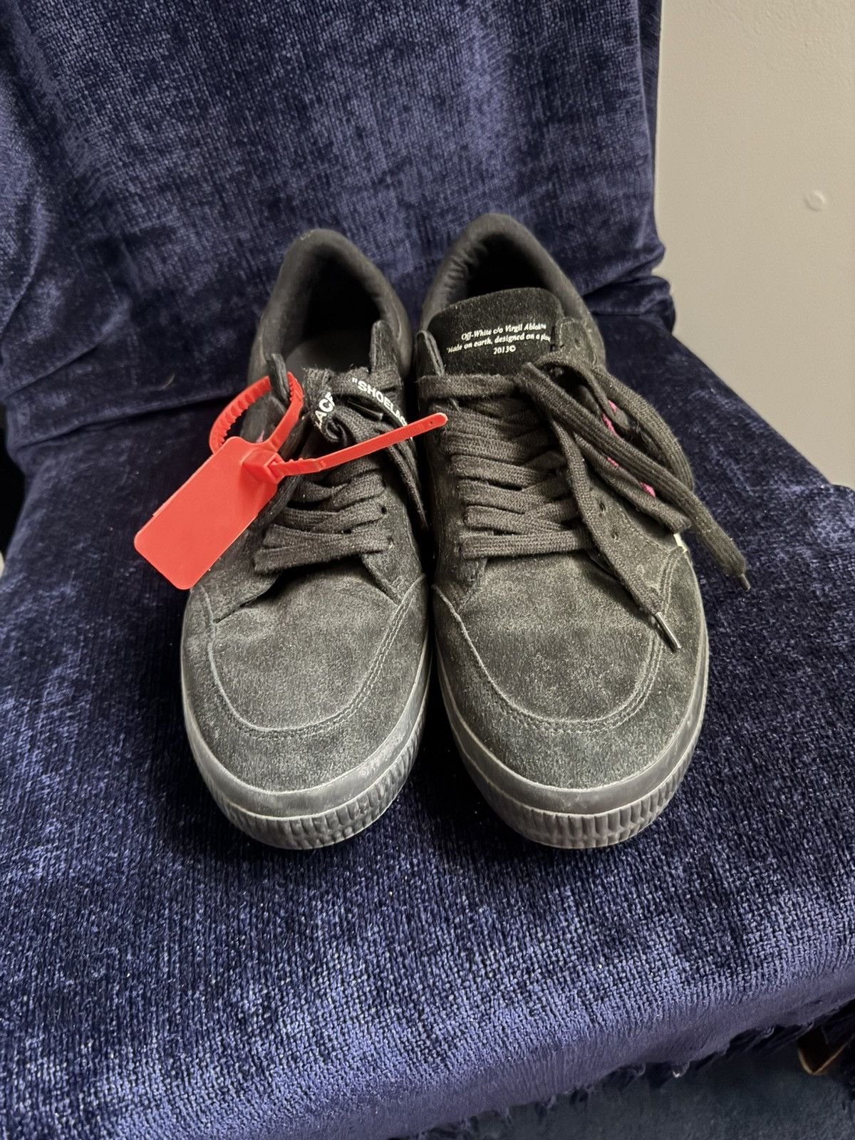 Off white Vulcan low top