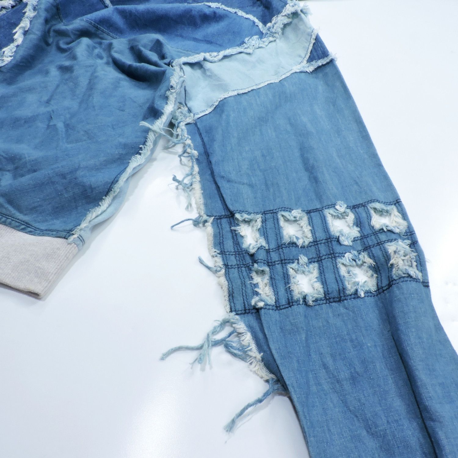 Nozomi Ishiguro NOZOMI ISHIGURO RECONSTRUCTED AVANT GARDE DENIM ZIP-HOODIE Size US M / EU 48-50 / 2 - 19 Thumbnail
