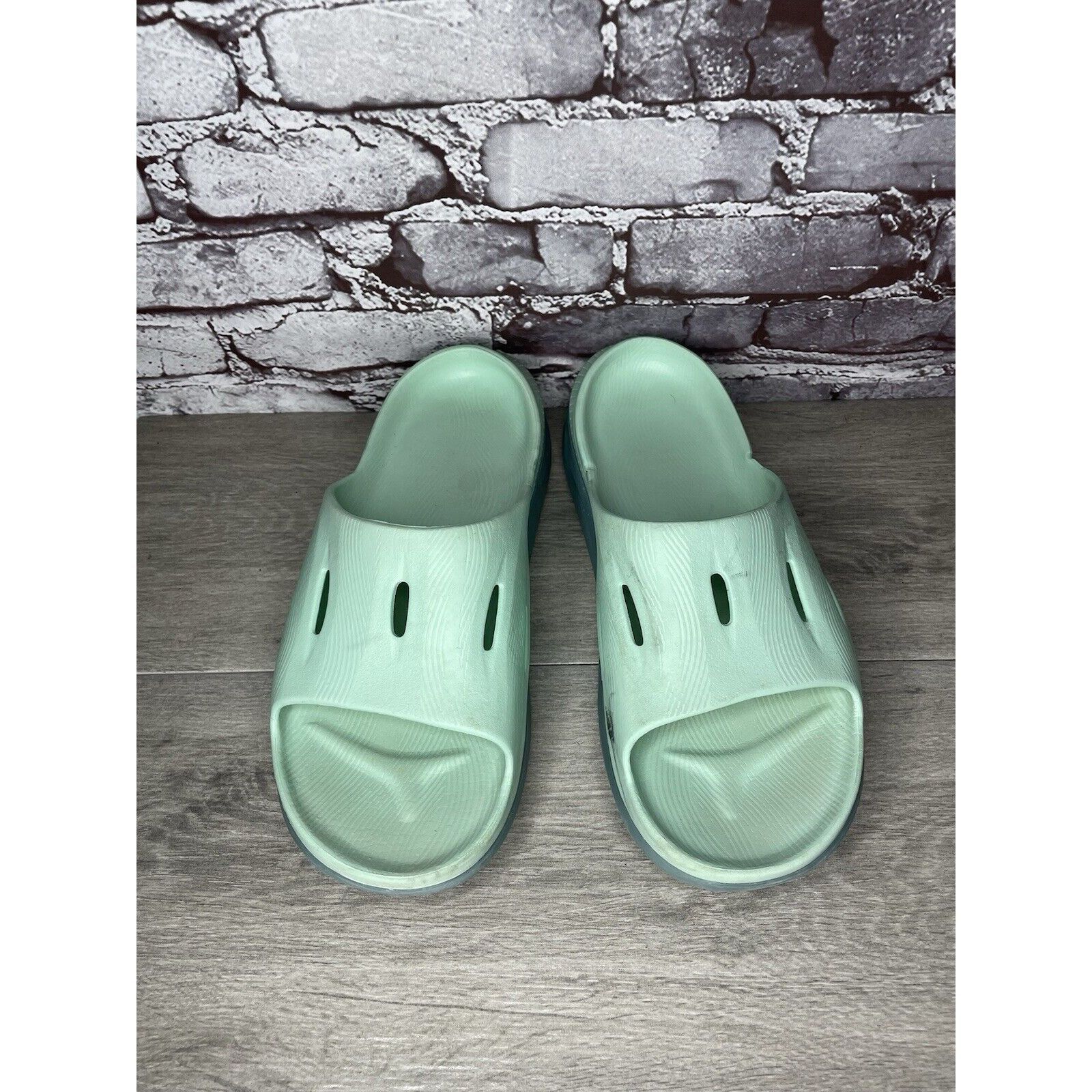 Hoka Hoka Ora Recovery Slides 3 Mist Green Trellis Slides Sandals Size US 12 / EU 45 - 10 Thumbnail