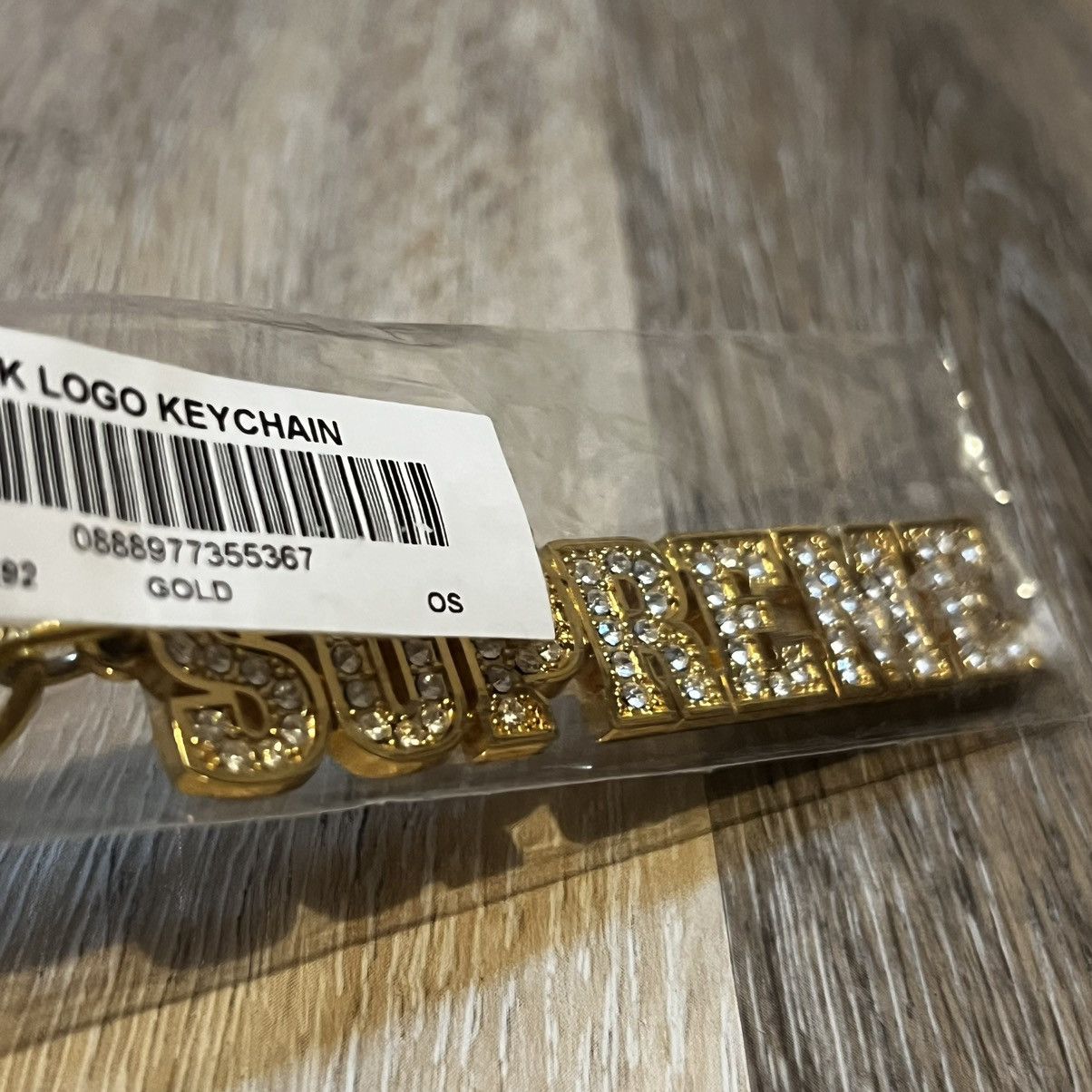 Supreme Supreme Block Logo Keychain Gold Size ONE SIZE - 15 Thumbnail