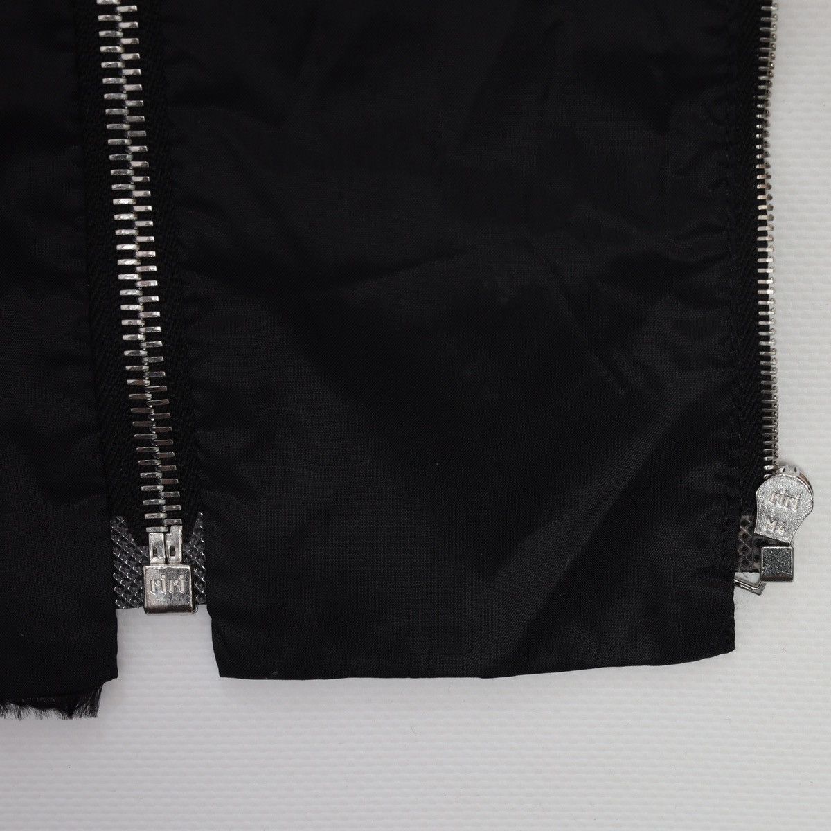 Miu Miu Miu Miu Nylon Black Zip Lining Liner Vest For Jacket Size S / US 4 / IT 40 - 8 Thumbnail