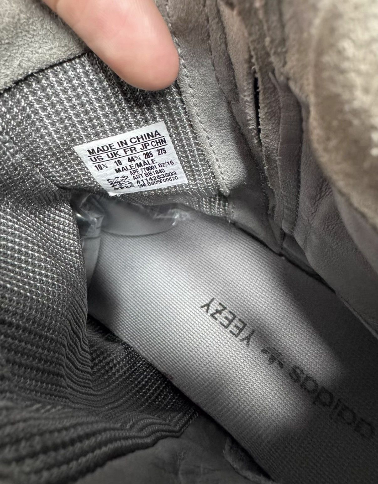 Adidas Adidas Yeezy 750 Light Grey BB1840 K37 Size US 10 / EU 43 - 8 Thumbnail