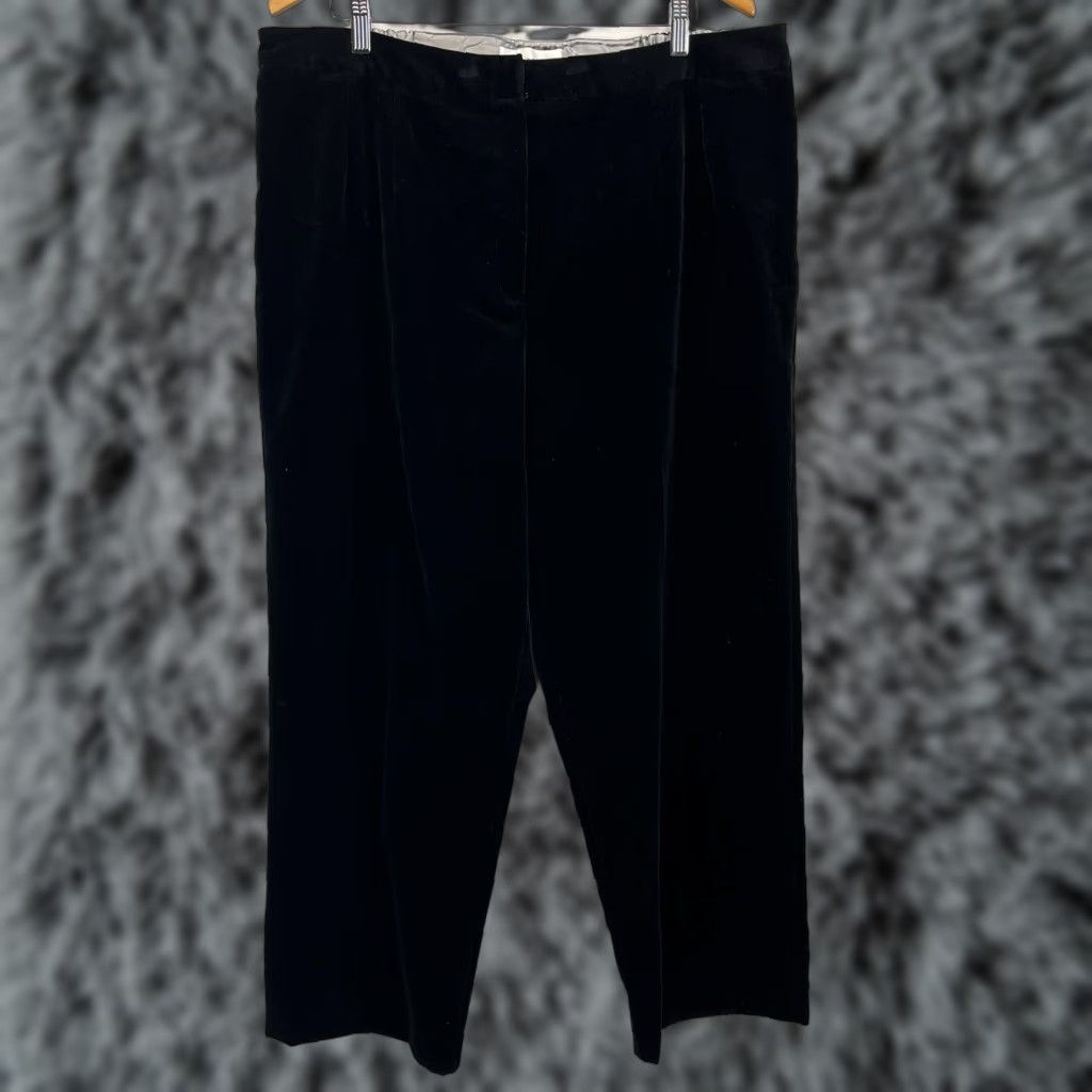Bloomingdale's Bloomingdale’s Velvet Pants Sz 22W Plus Black GUC Elastic Sides Flat Front USA Size 40" / US 18 - 1 Thumbnail